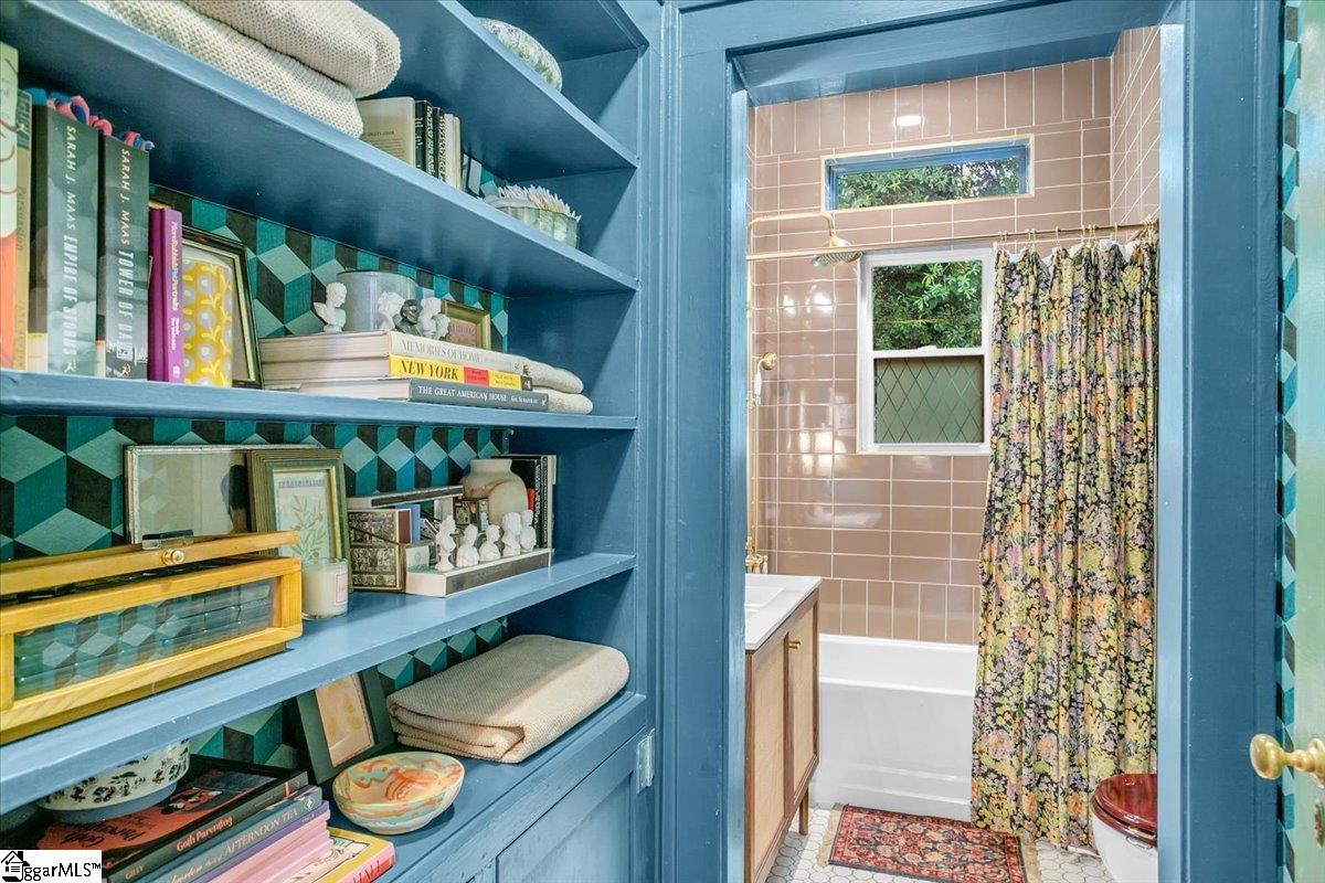 50 Smythe Avenue Greenville, SC 29605