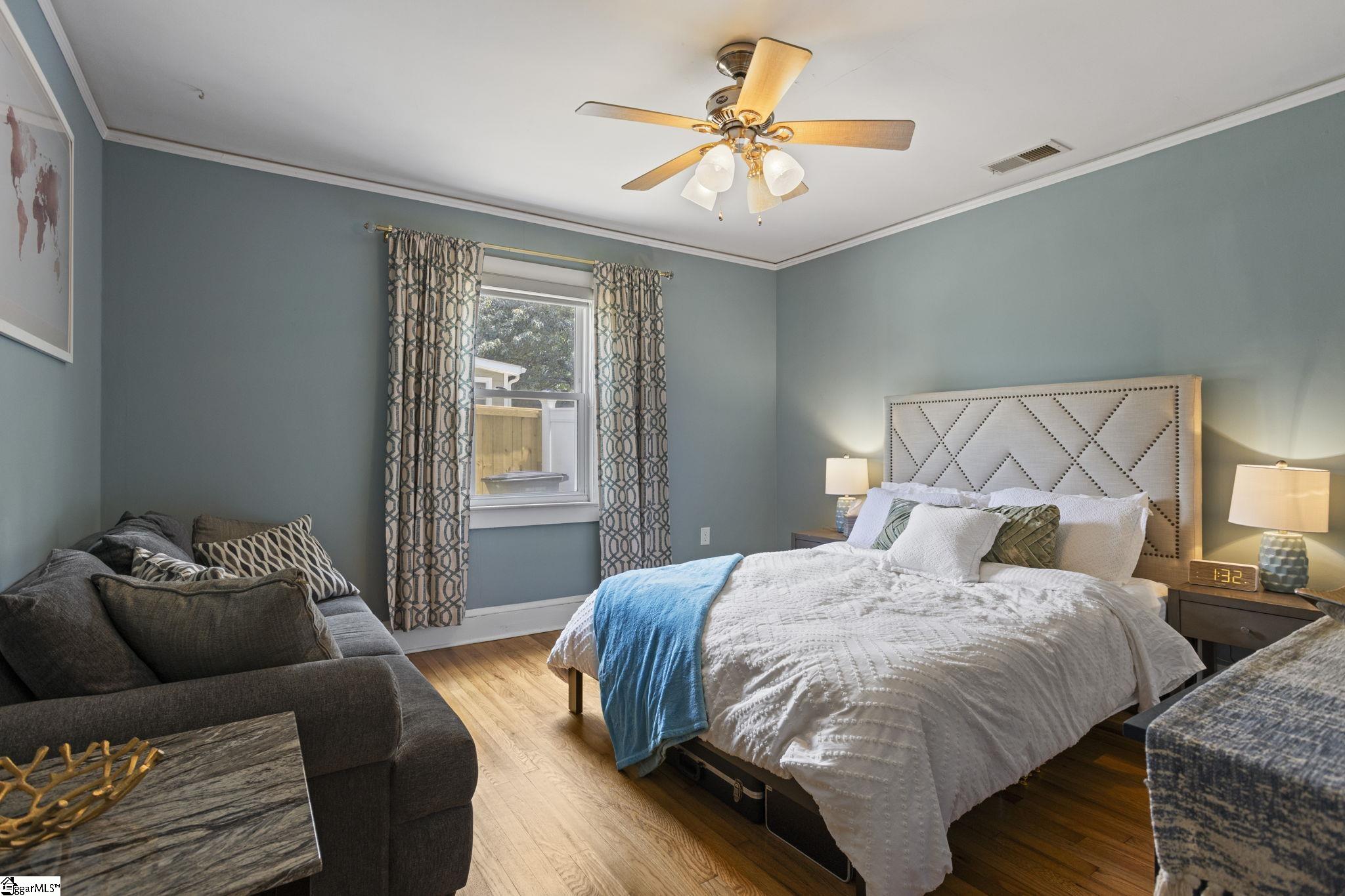 4 Paris Mountain Avenue Greenville, SC 29609