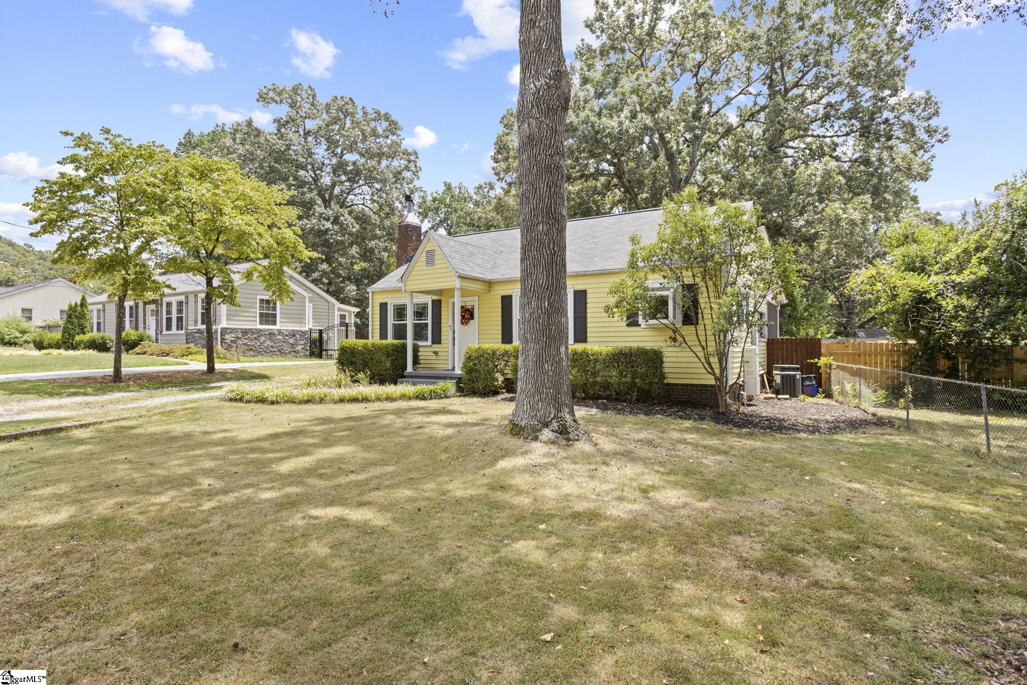 4 Paris Mountain Avenue Greenville, SC 29609