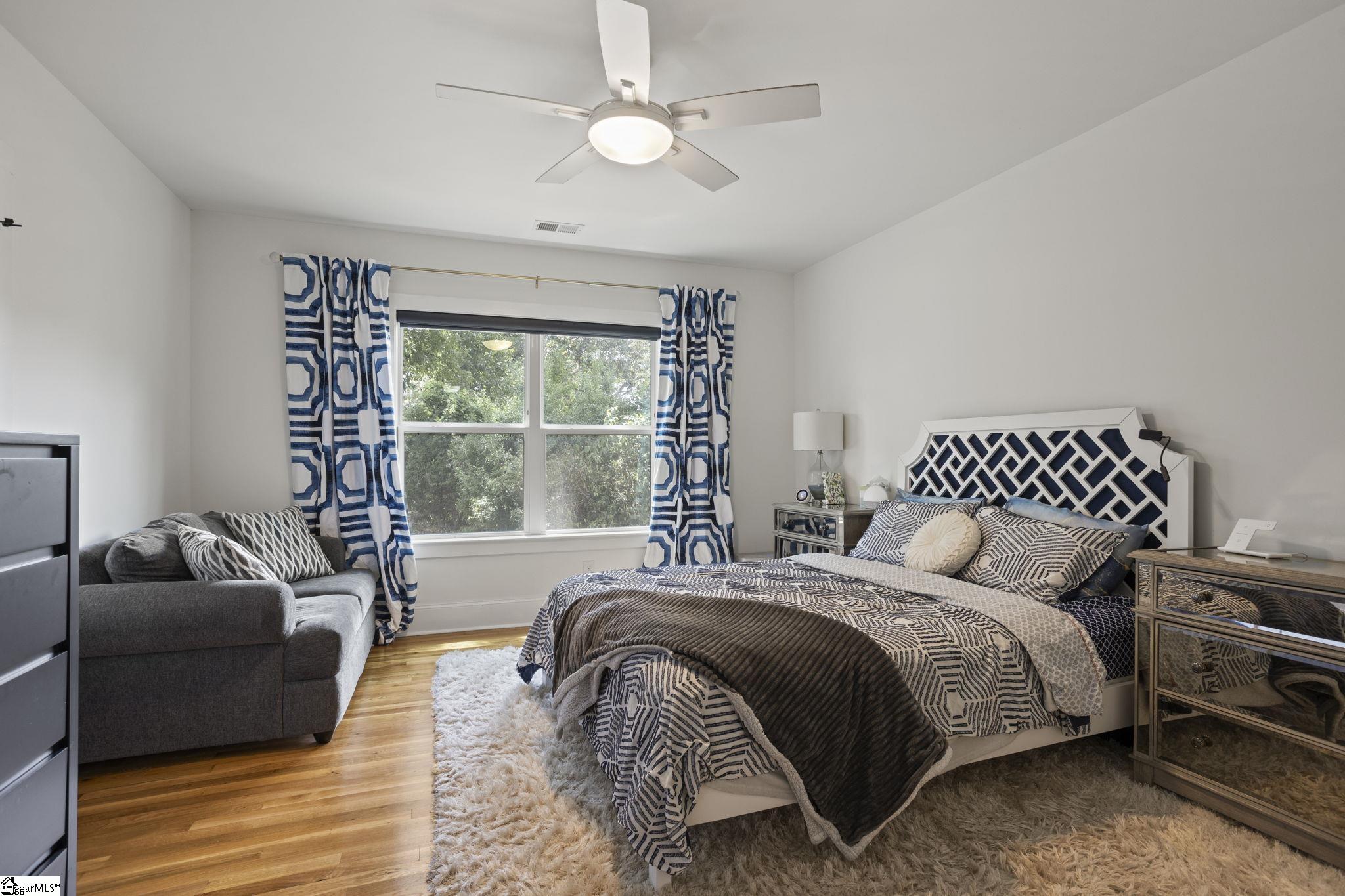 4 Paris Mountain Avenue Greenville, SC 29609
