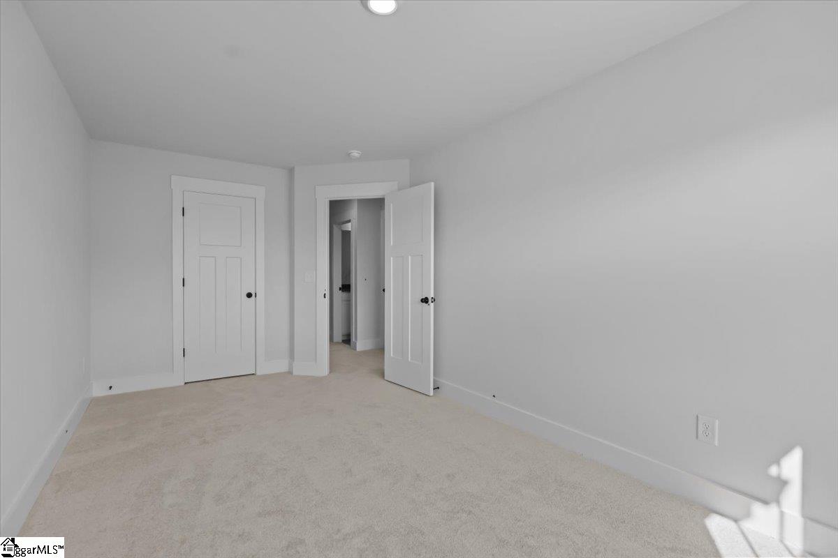 208 Cali Way Piedmont, SC 29673