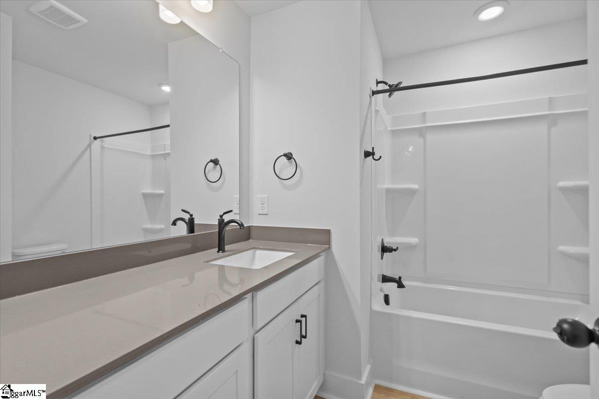208 Cali Way Piedmont, SC 29673