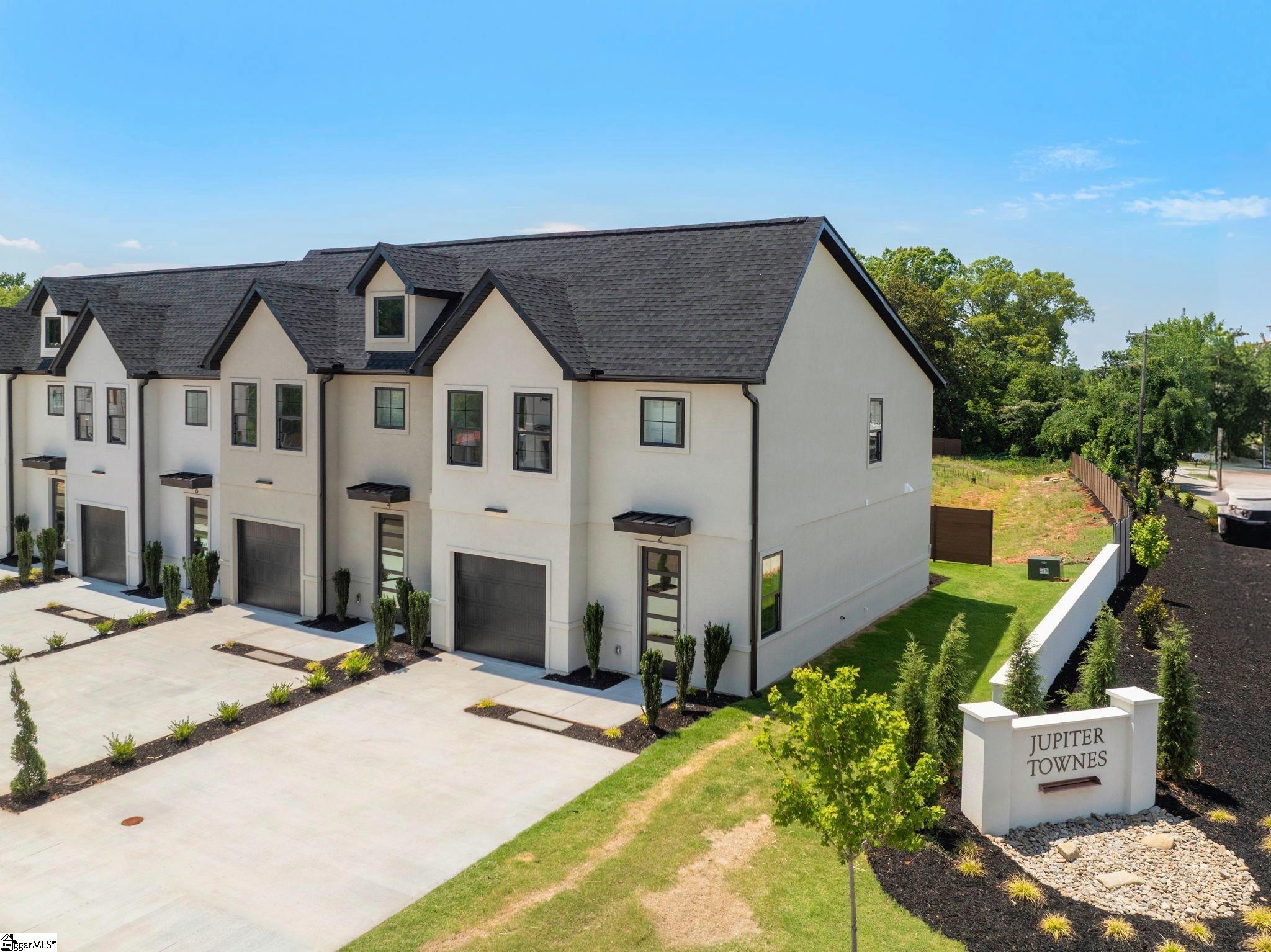 4 Taverly Drive Greenville, SC 29605