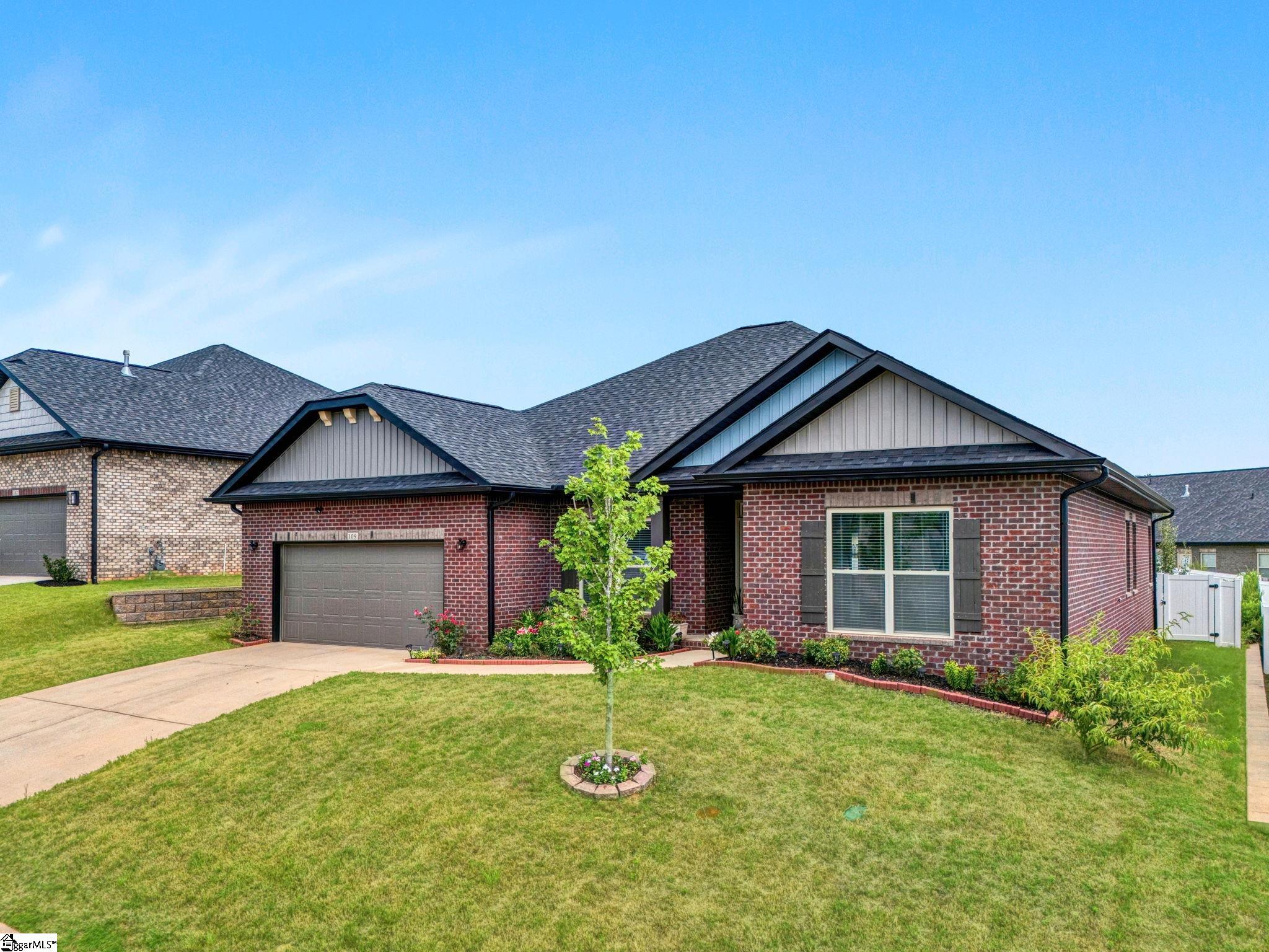109 Wyatt Drive Greenville, SC 29605