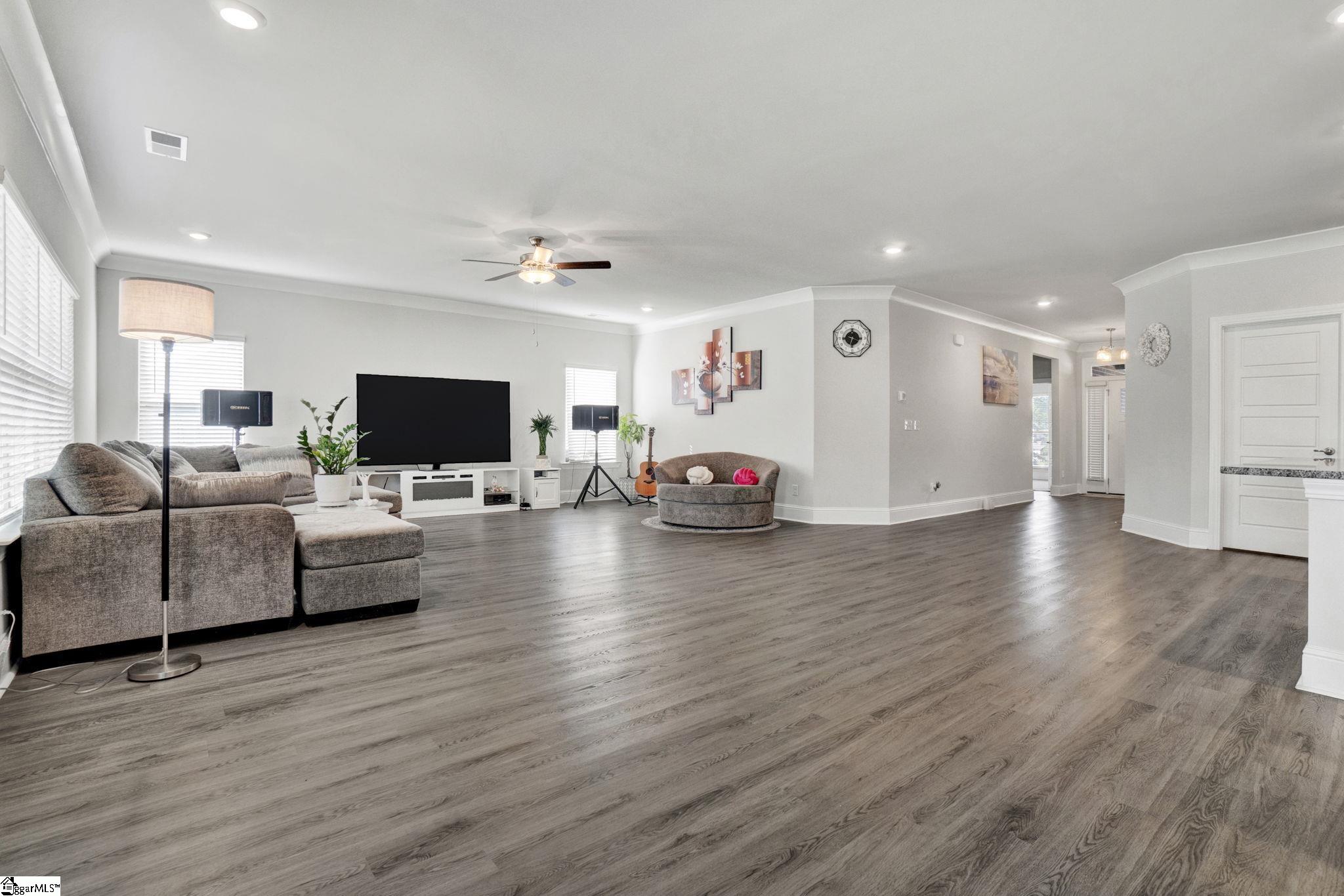 109 Wyatt Drive Greenville, SC 29605
