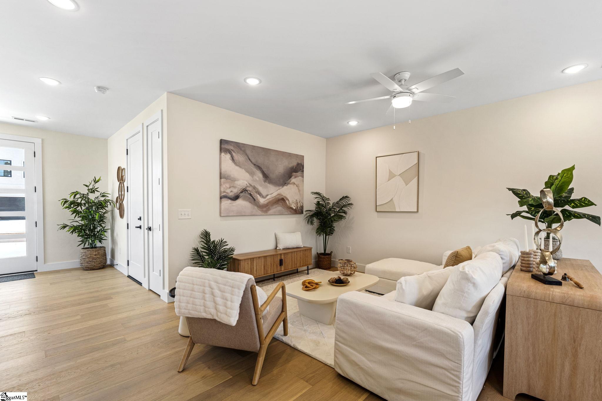 8 Taverly Drive Greenville, SC 29605