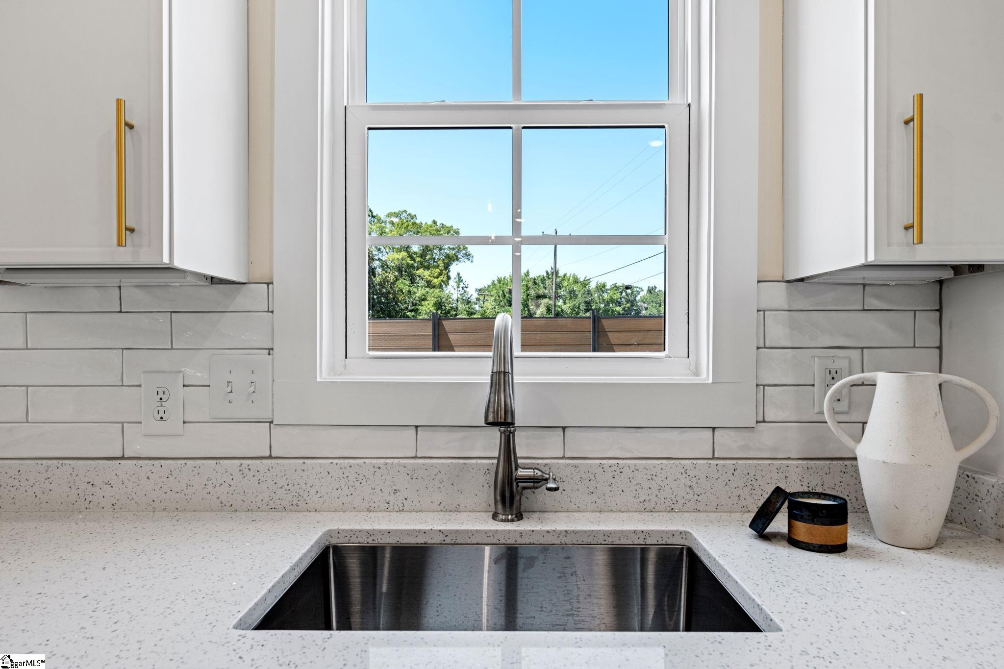 8 Taverly Drive Greenville, SC 29605