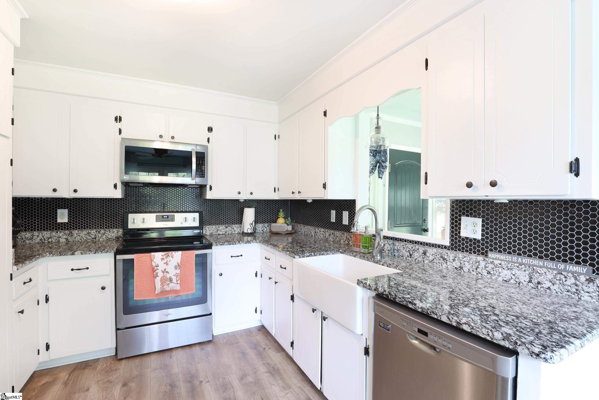283 Huntington Drive Liberty, SC 29657