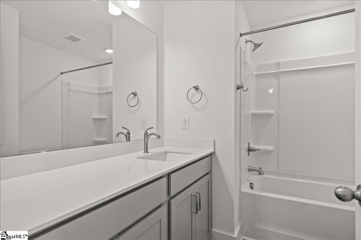 202 Cali Way Piedmont, SC 29673