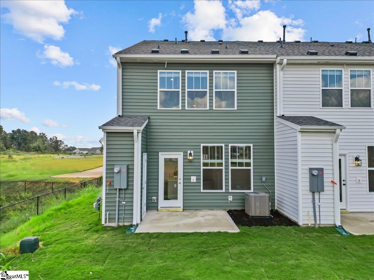 202 Cali Way Piedmont, SC 29673