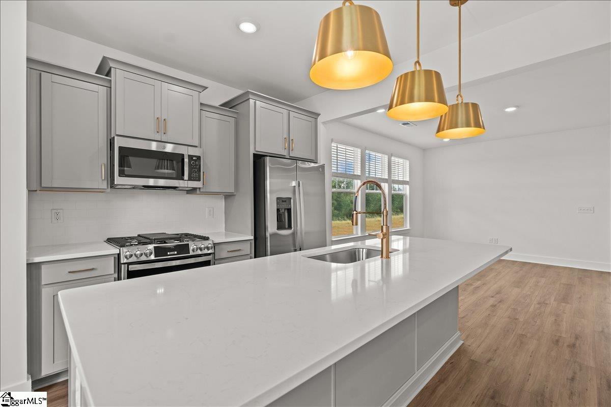 202 Cali Way Piedmont, SC 29673