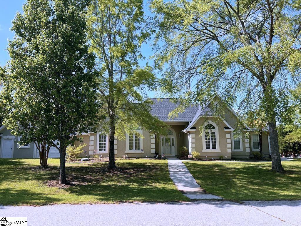 103 Egret Lane Greenwood, SC 29649