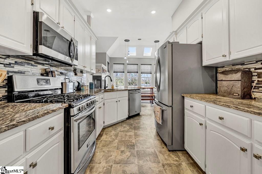 103 Egret Lane Greenwood, SC 29649