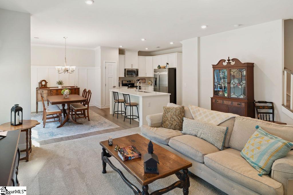518 Martin Creek Drive Simpsonville, SC 29680