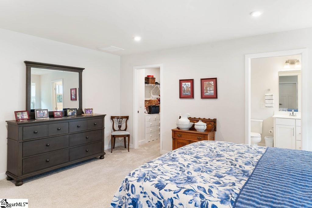 518 Martin Creek Drive Simpsonville, SC 29680
