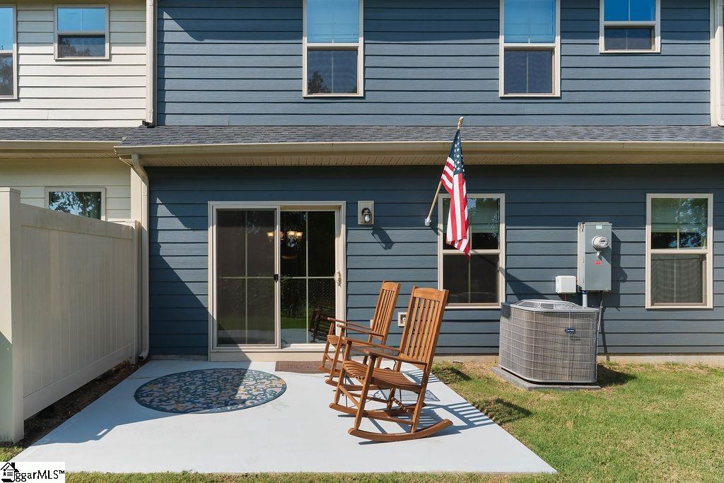 518 Martin Creek Drive Simpsonville, SC 29680