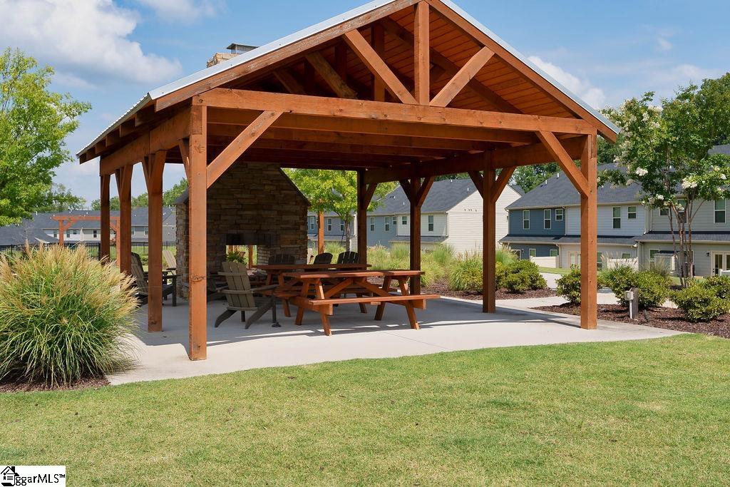 518 Martin Creek Drive Simpsonville, SC 29680