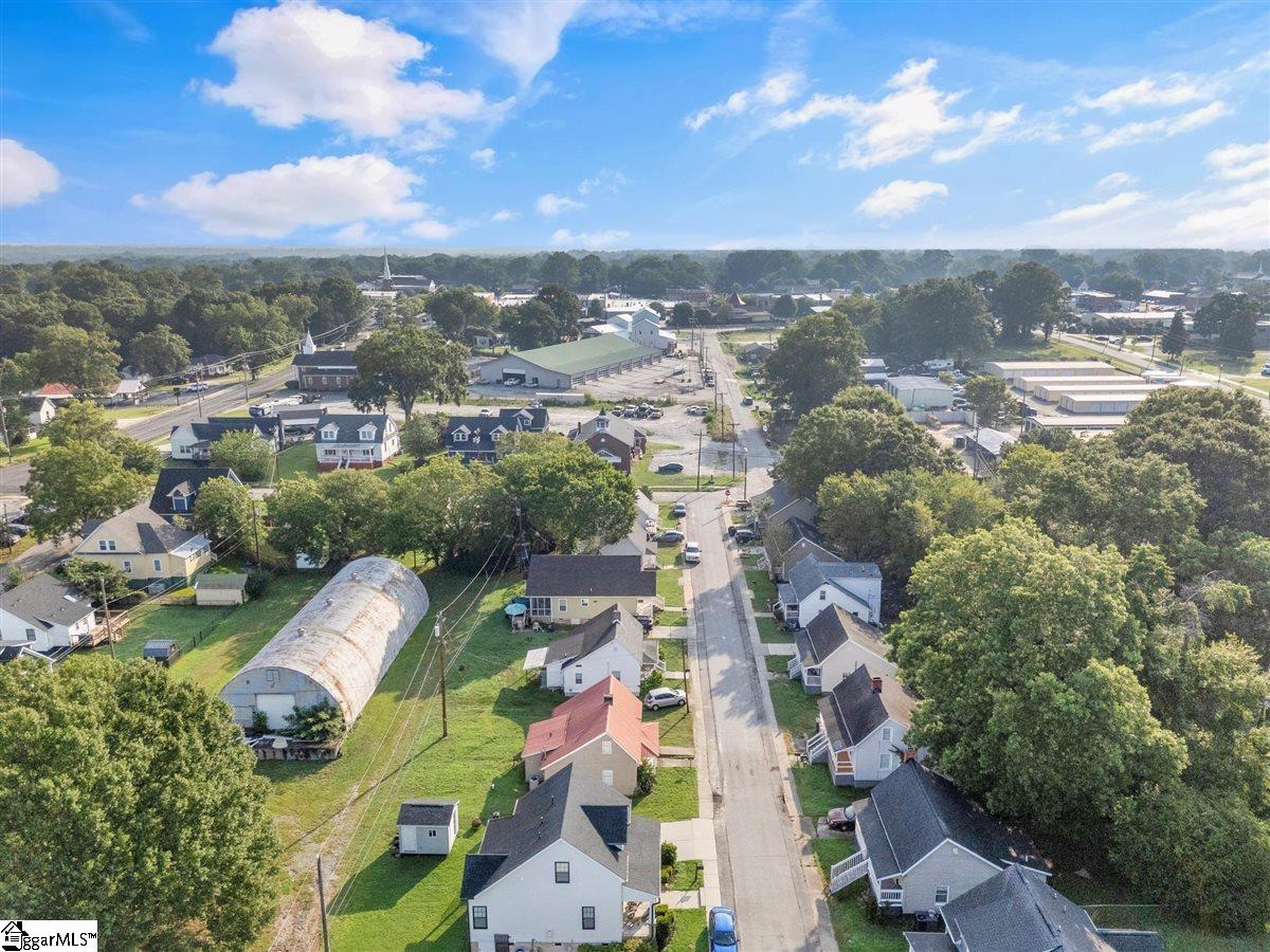 109 2nd Street Fountain Inn, SC 29644