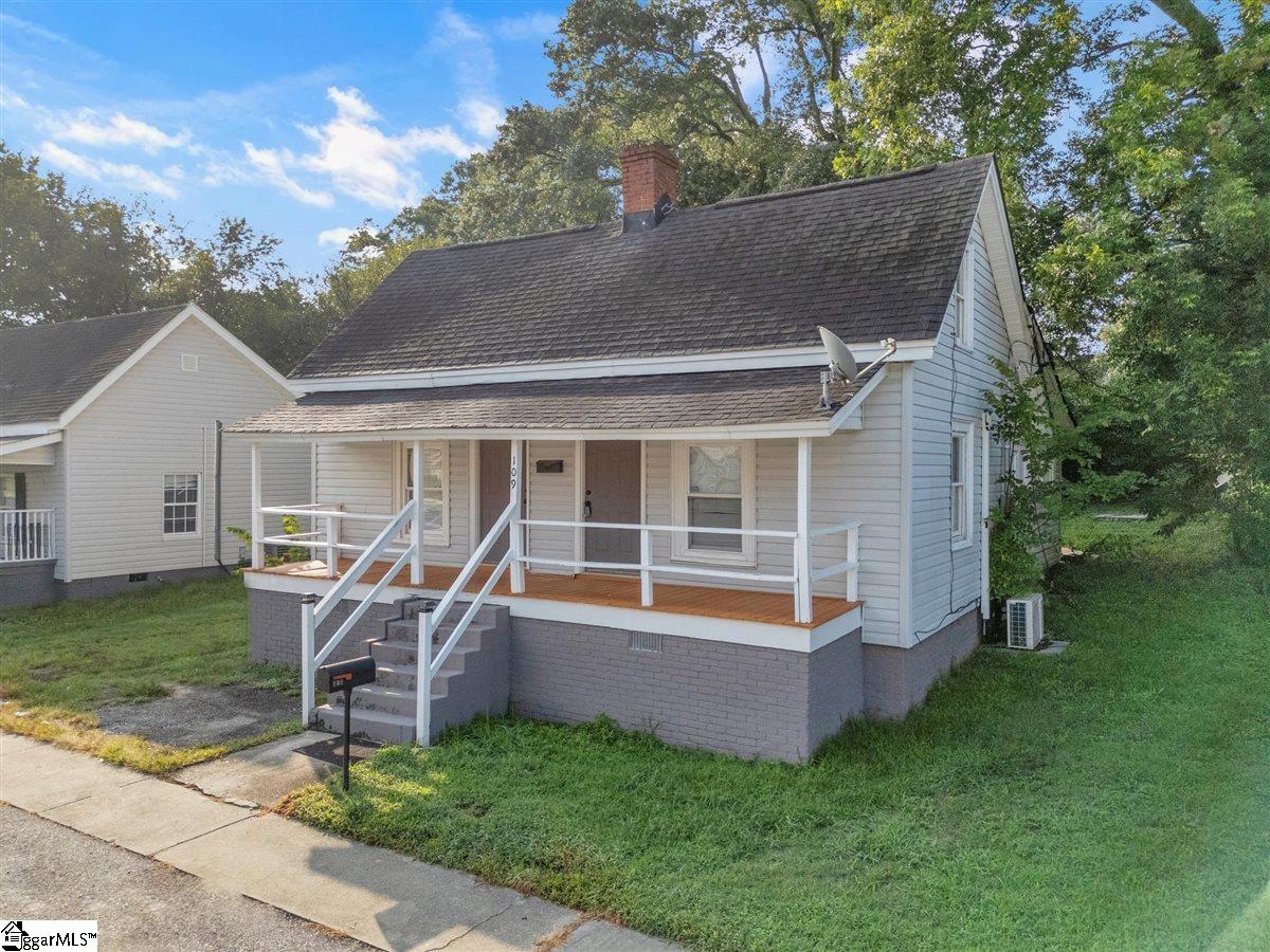 109 2nd Street Fountain Inn, SC 29644
