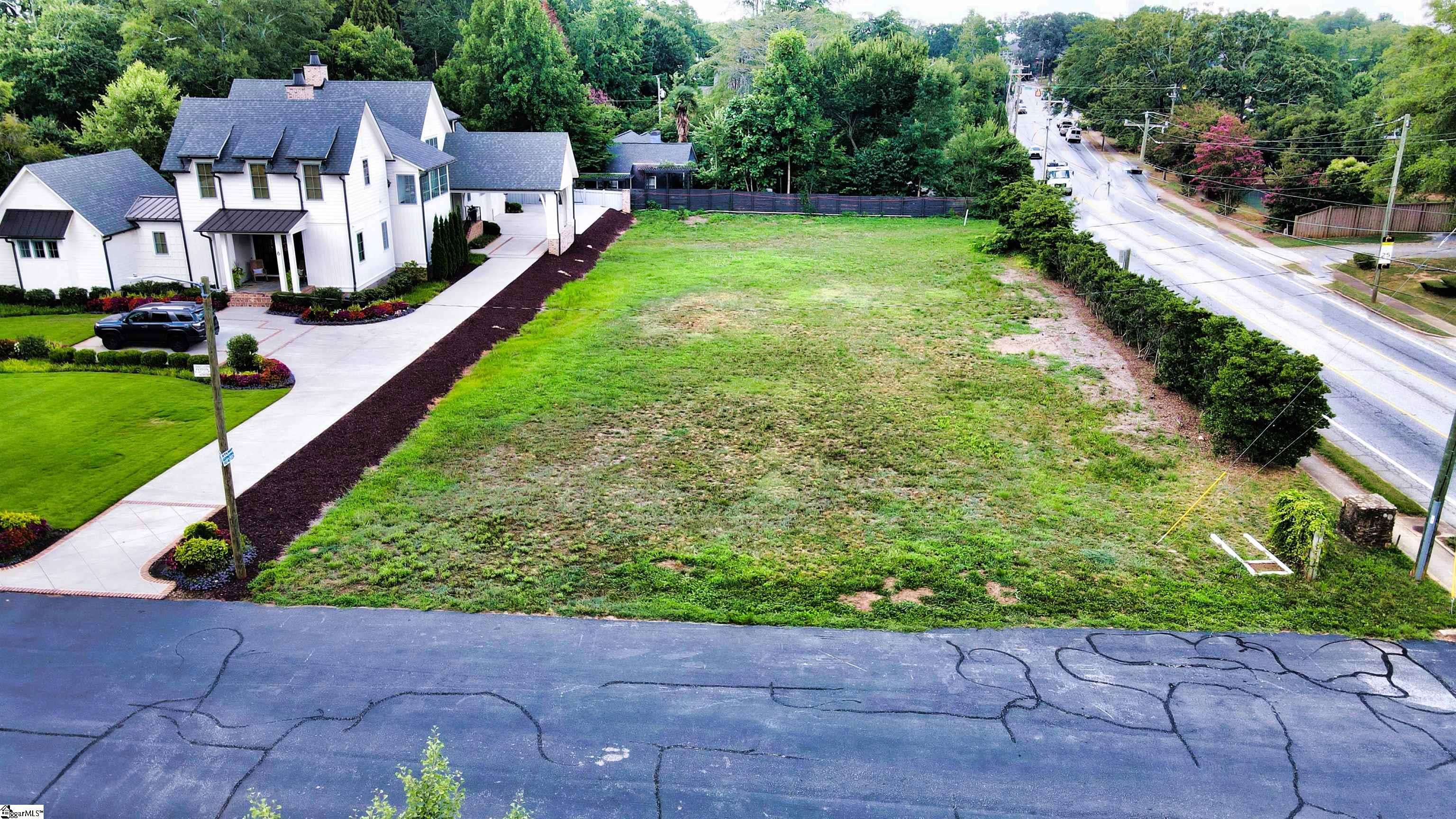 4 Sirrine Drive Greenville, SC 29605