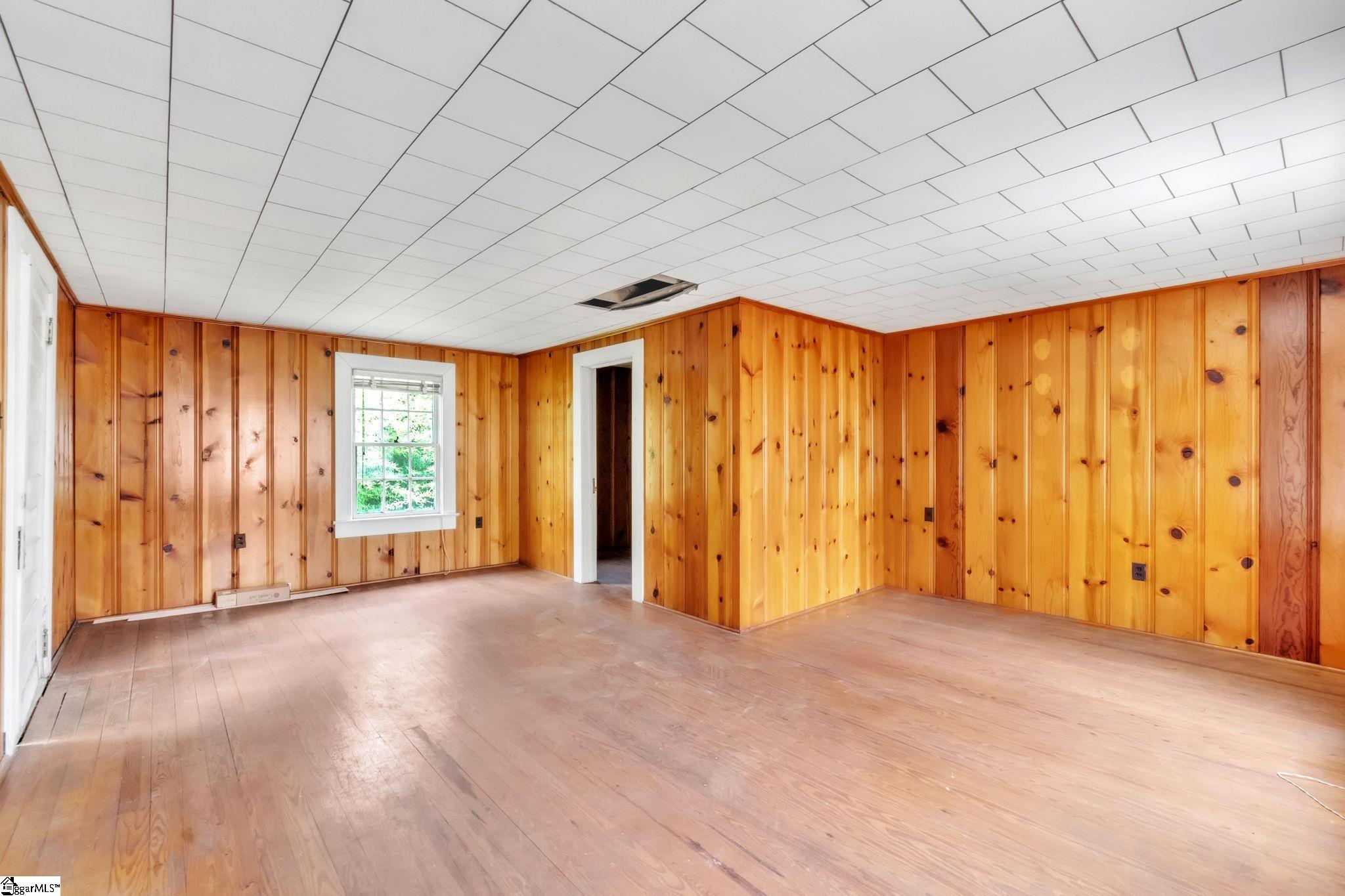 610 S Converse Street Spartanburg, SC 29306
