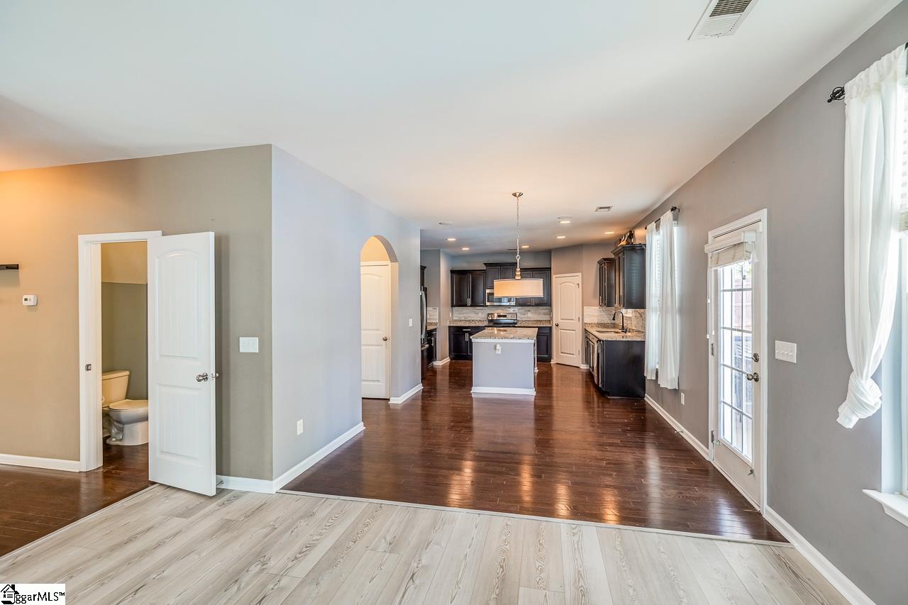 370 Slate Drive Boiling Springs, SC 29316