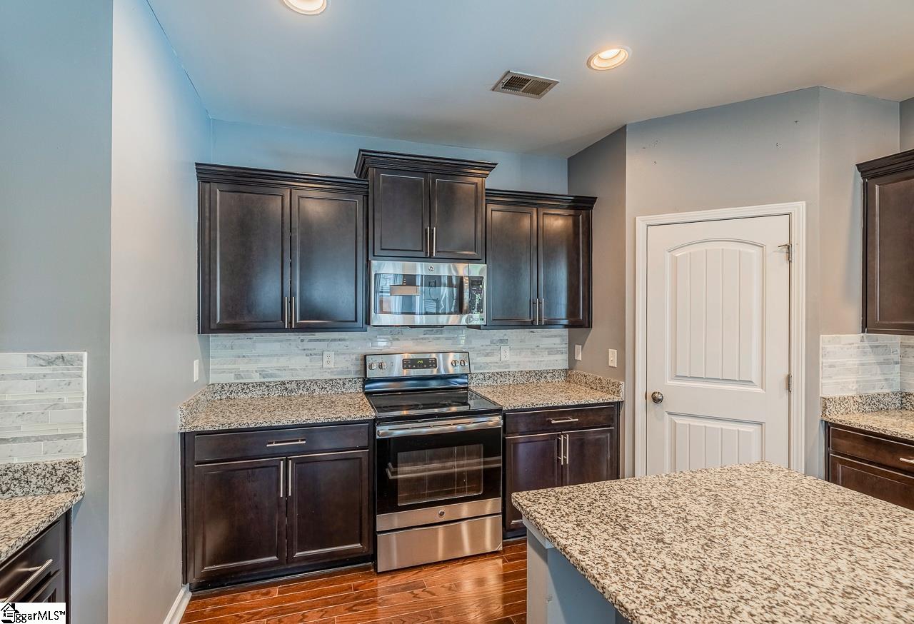 370 Slate Drive Boiling Springs, SC 29316