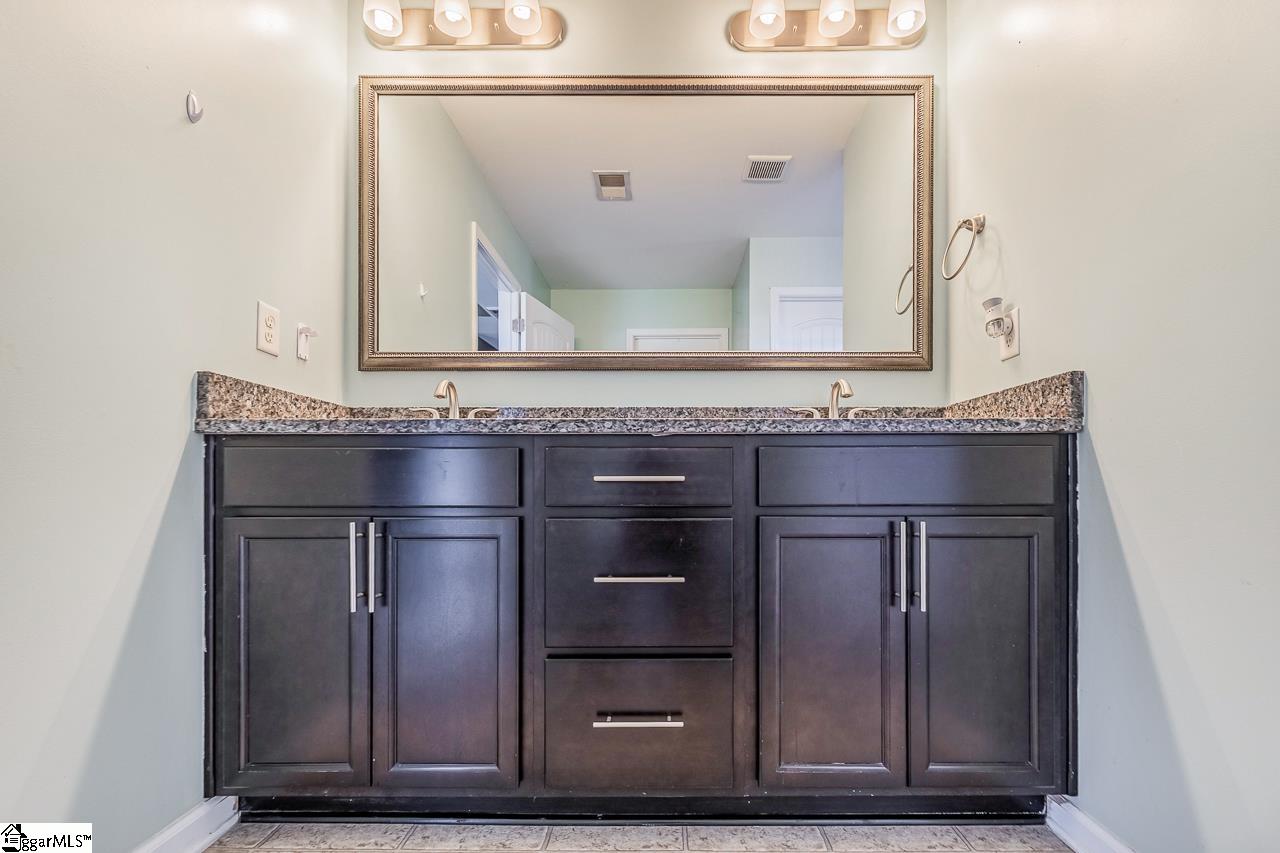 370 Slate Drive Boiling Springs, SC 29316