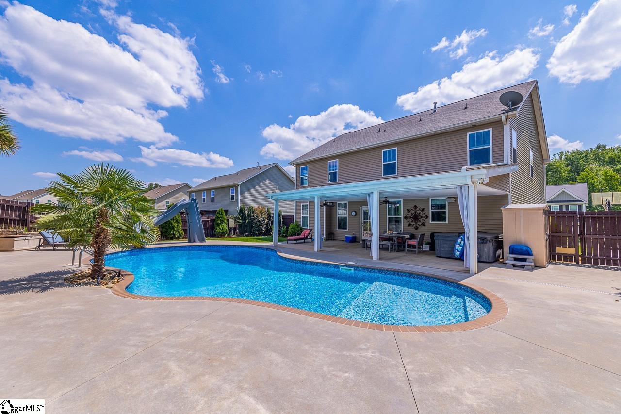 370 Slate Drive Boiling Springs, SC 29316