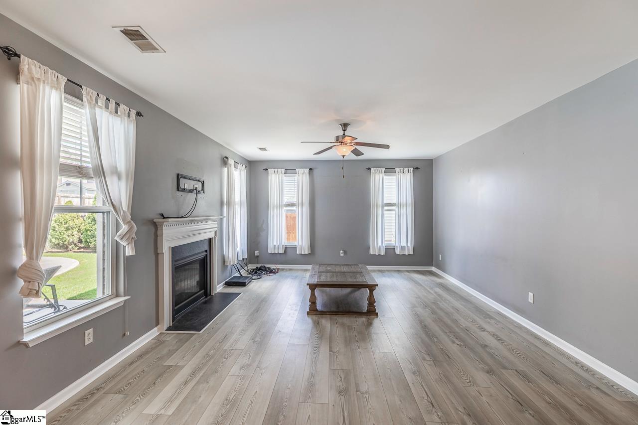 370 Slate Drive Boiling Springs, SC 29316