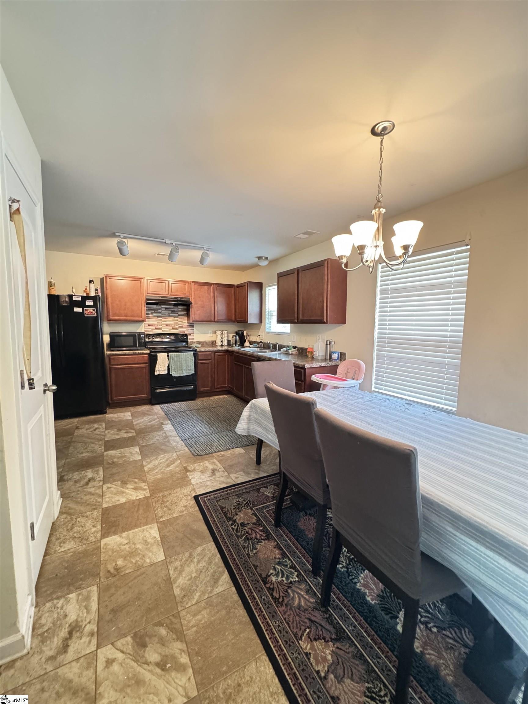 194 Old Timber Road Woodruff, SC 29388