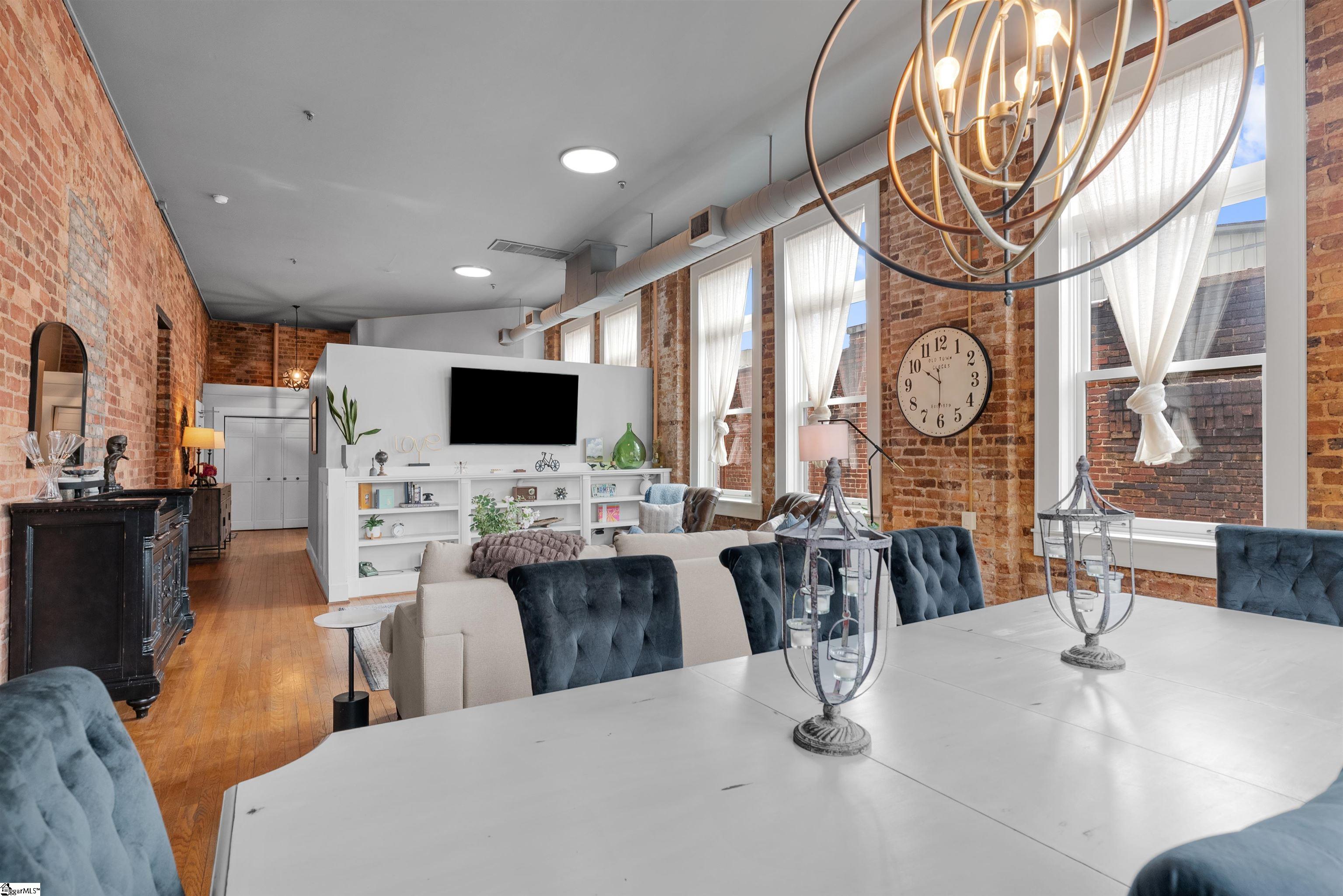 102 N Main Street UNIT Unit G Greenville, SC 29601
