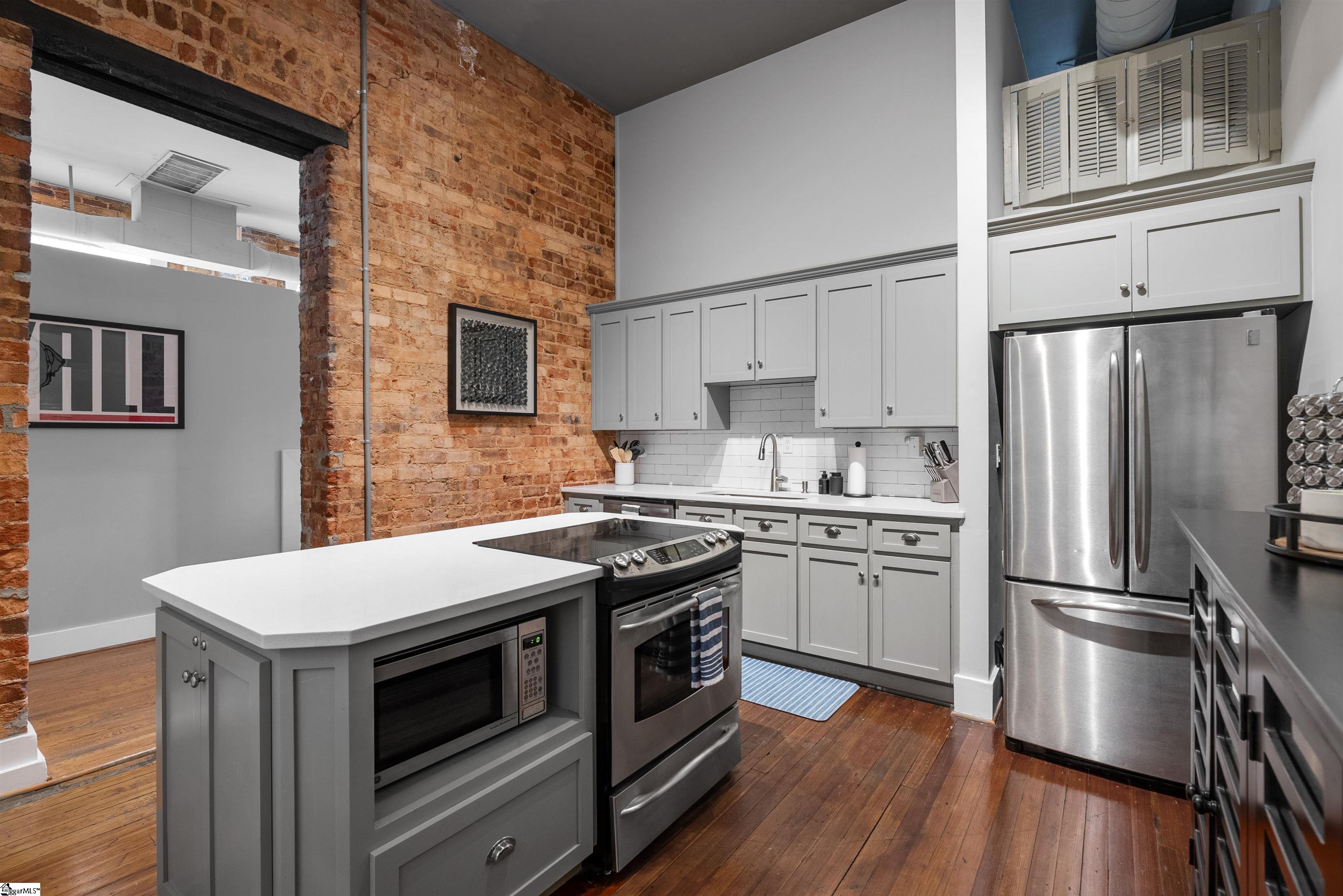 102 N Main Street UNIT Unit G Greenville, SC 29601