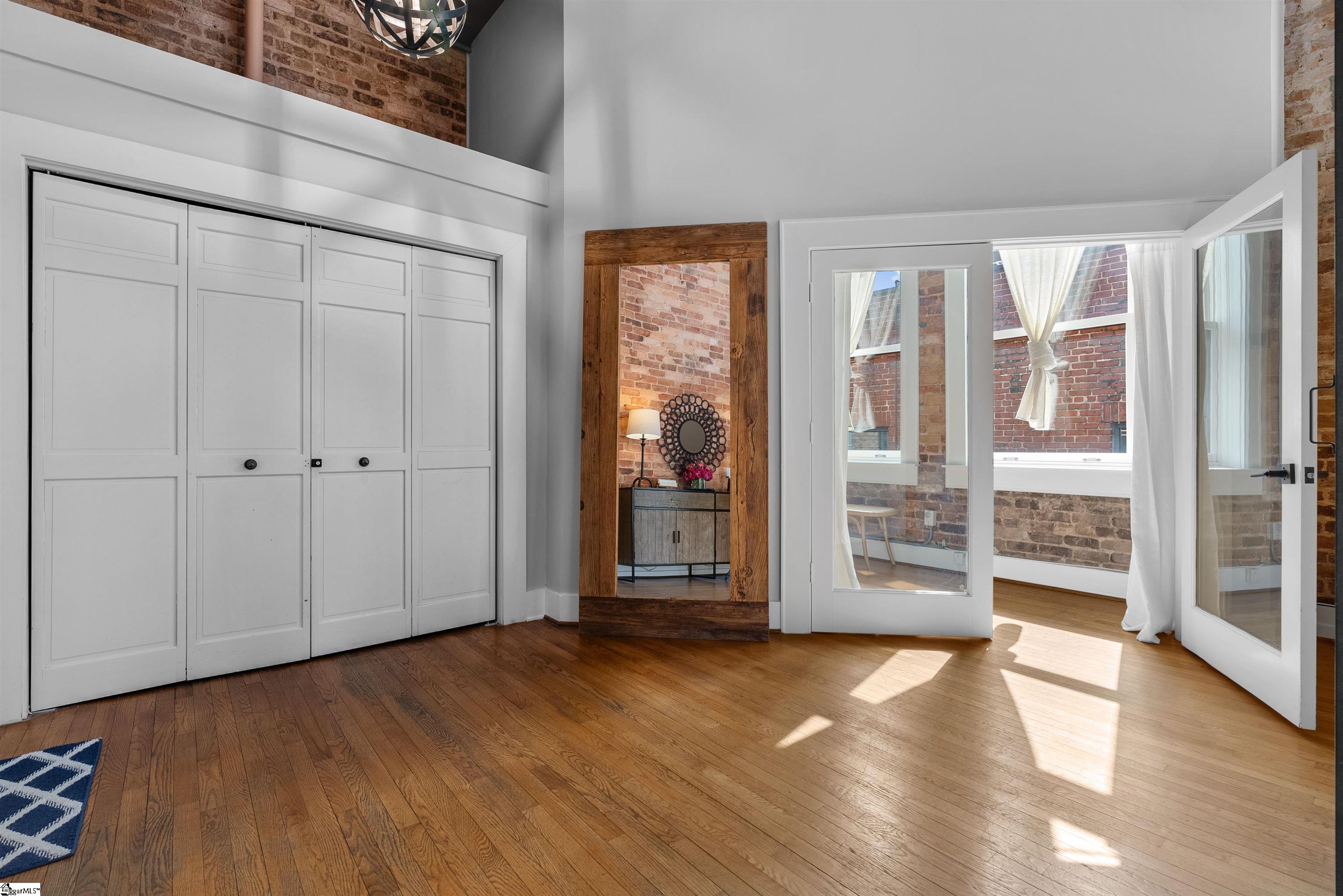102 N Main Street UNIT Unit G Greenville, SC 29601