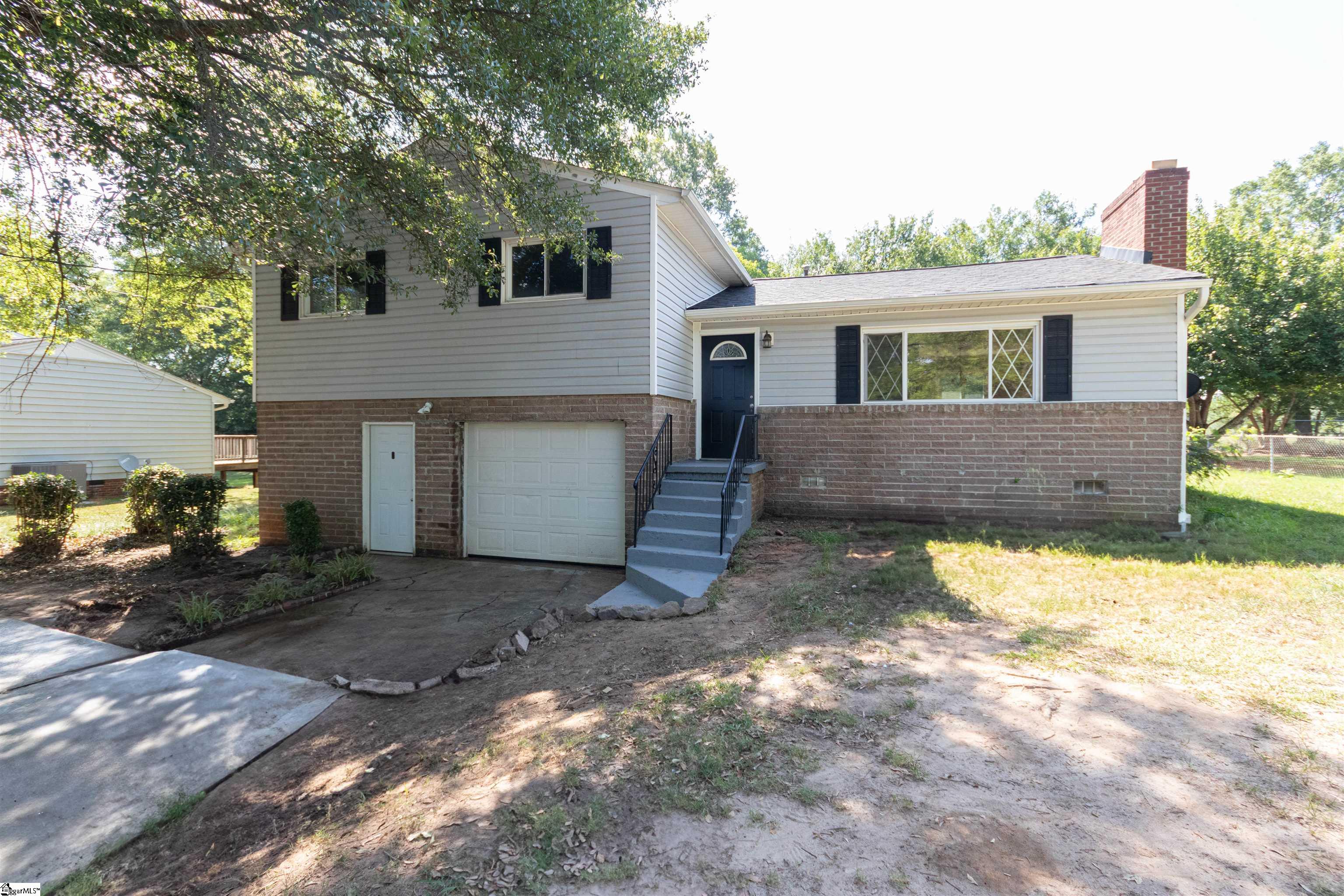 110 E Belvedere Road Greenville, SC 29605