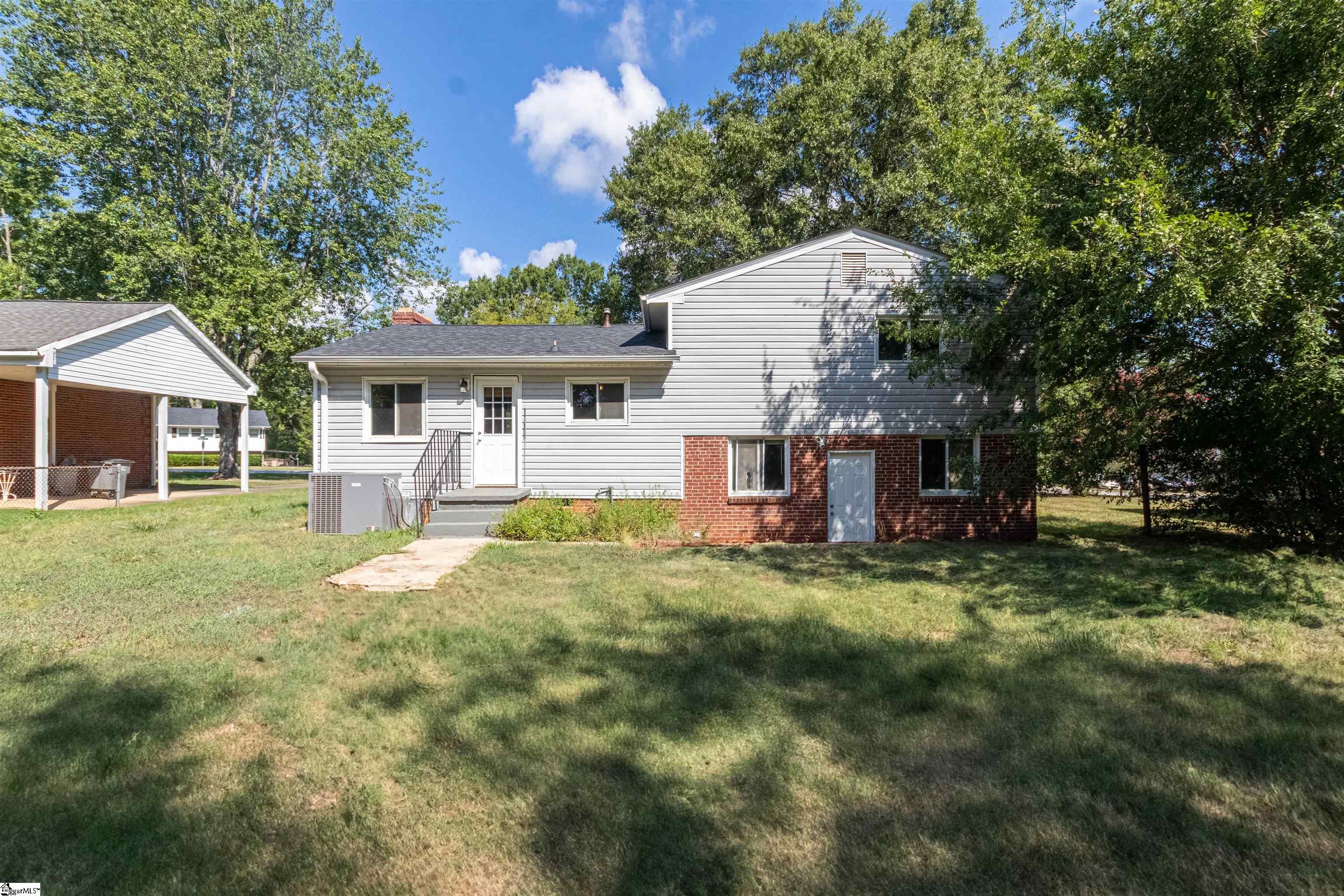110 E Belvedere Road Greenville, SC 29605
