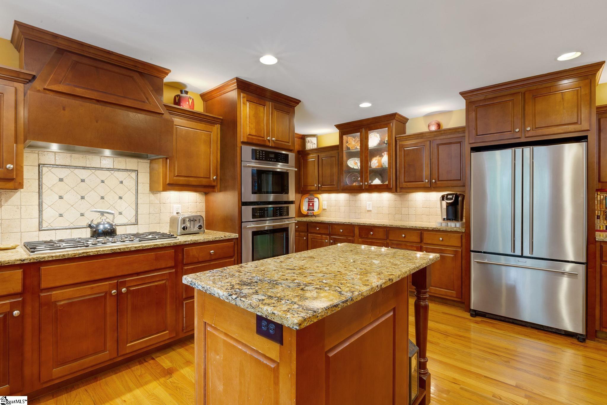 621 Pointe Wildwood Drive Seneca, SC 29678
