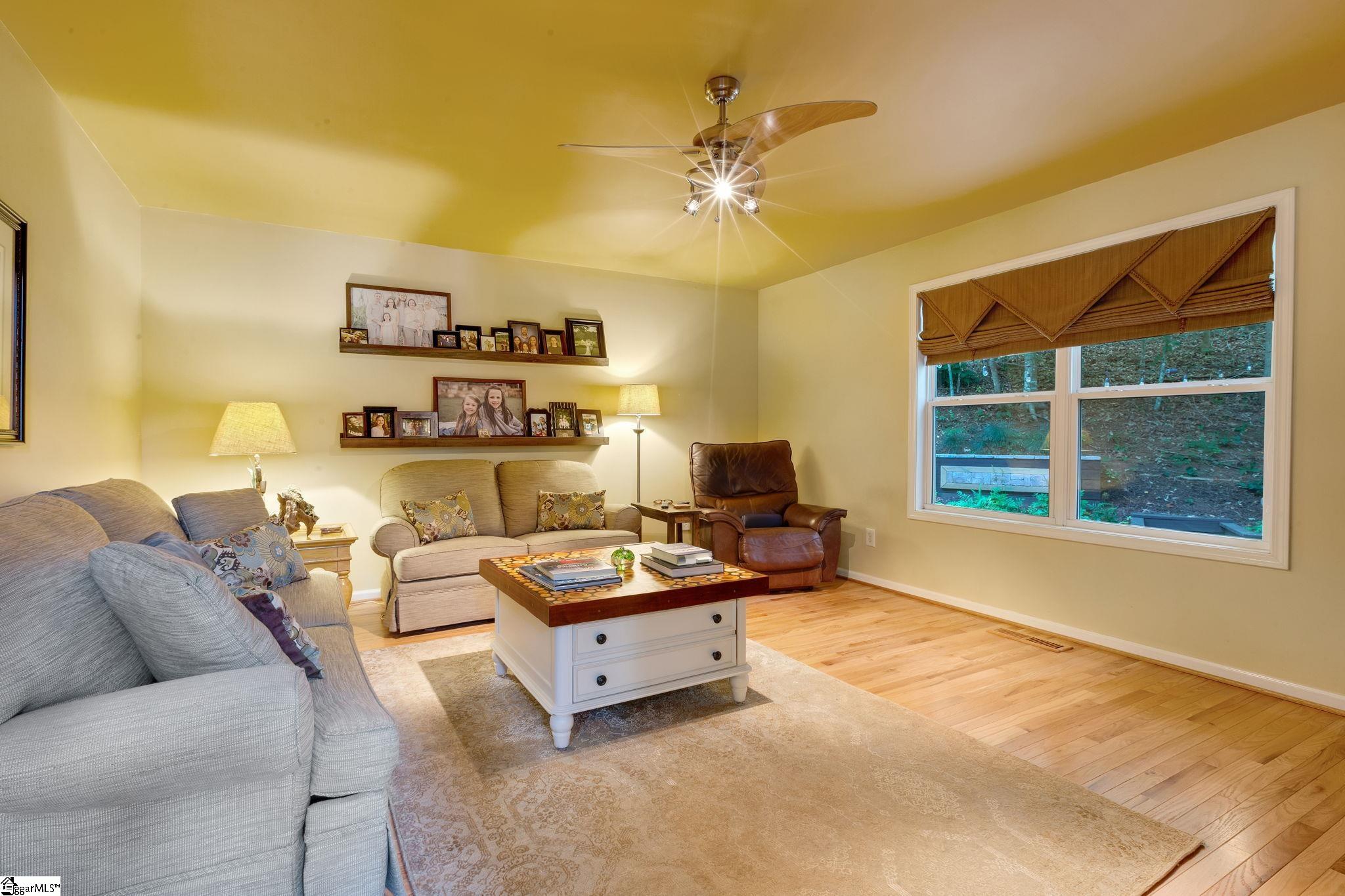 621 Pointe Wildwood Drive Seneca, SC 29678