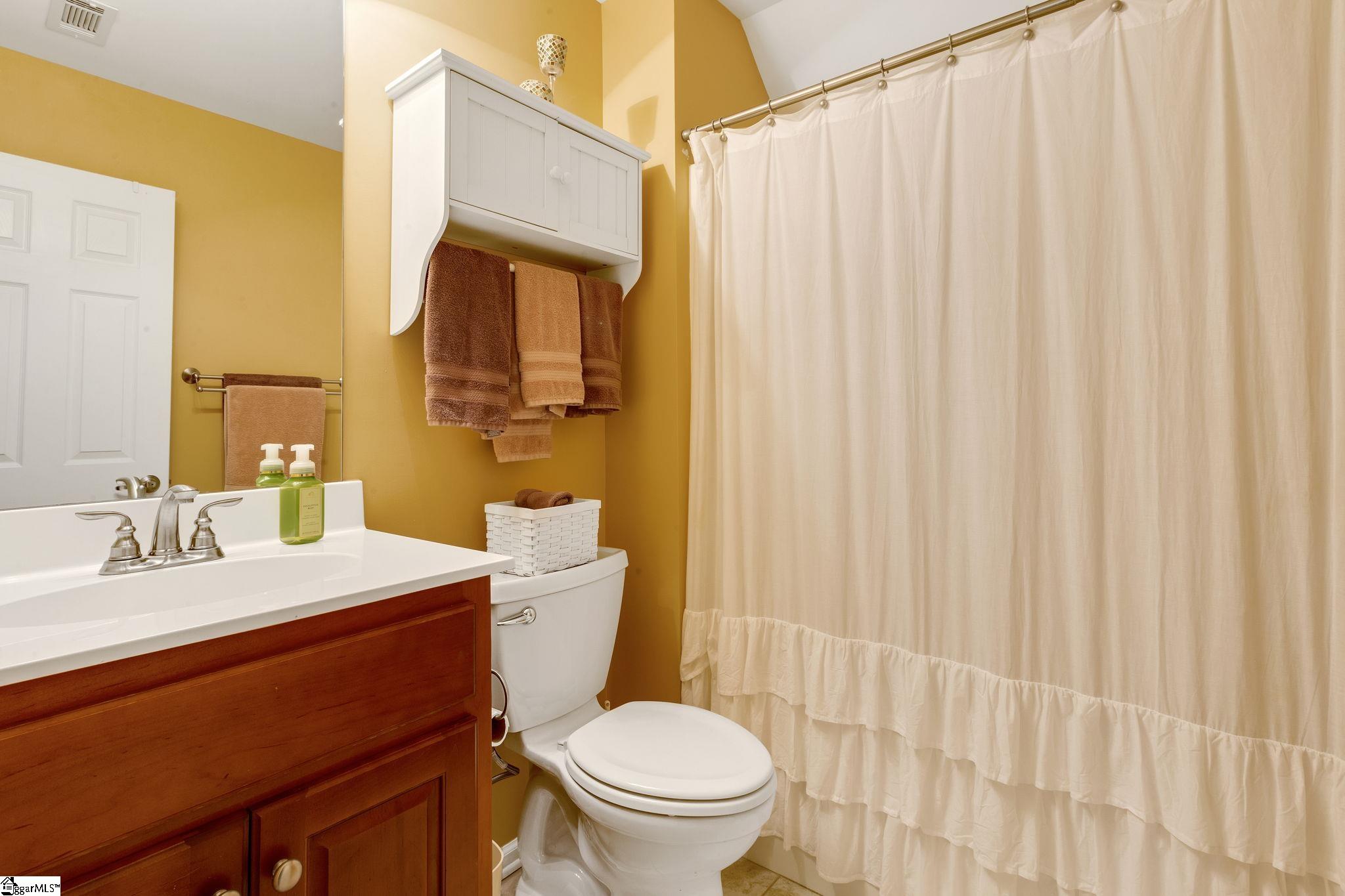 621 Pointe Wildwood Drive Seneca, SC 29678