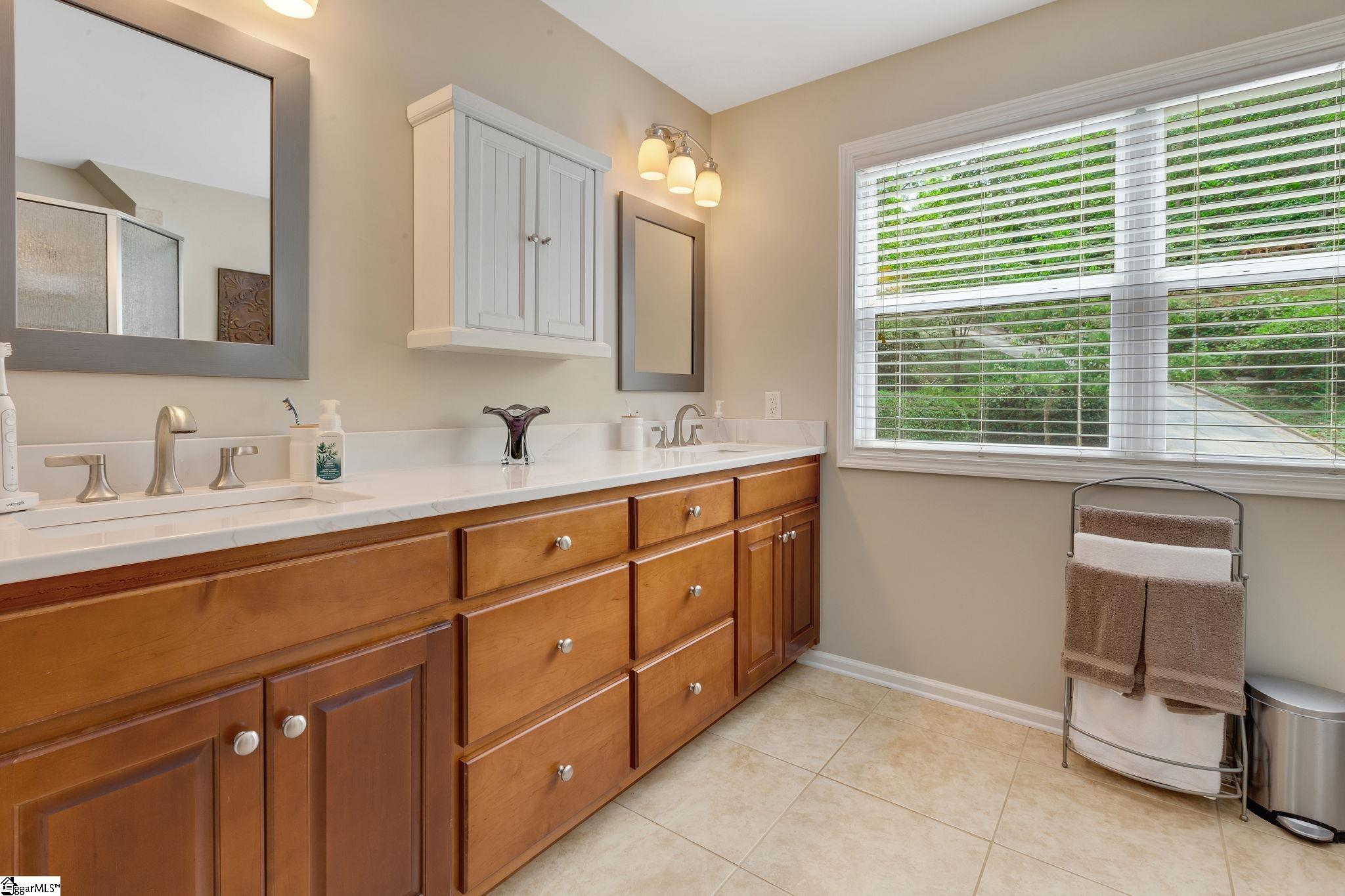 621 Pointe Wildwood Drive Seneca, SC 29678