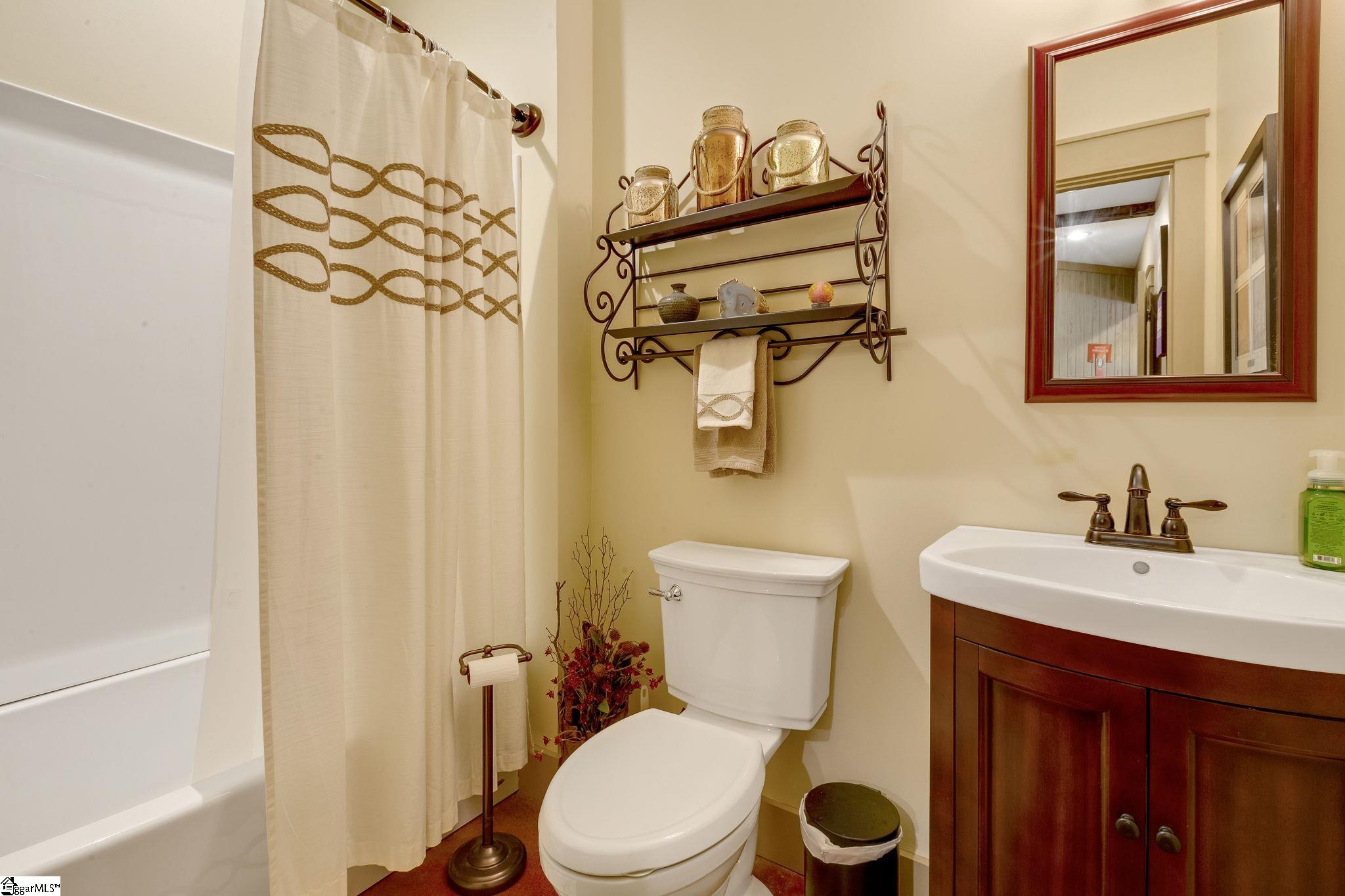 621 Pointe Wildwood Drive Seneca, SC 29678