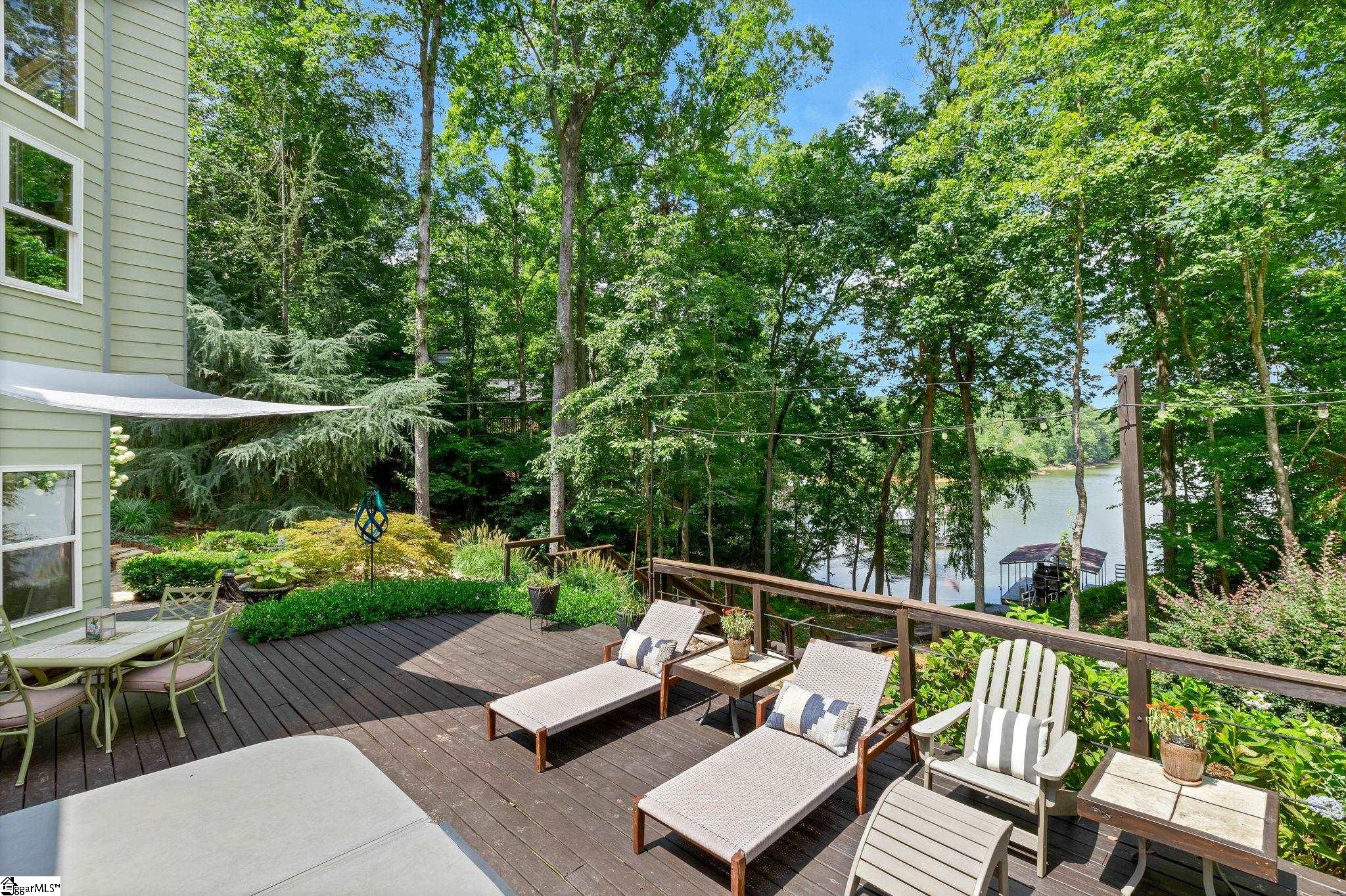 621 Pointe Wildwood Drive Seneca, SC 29678