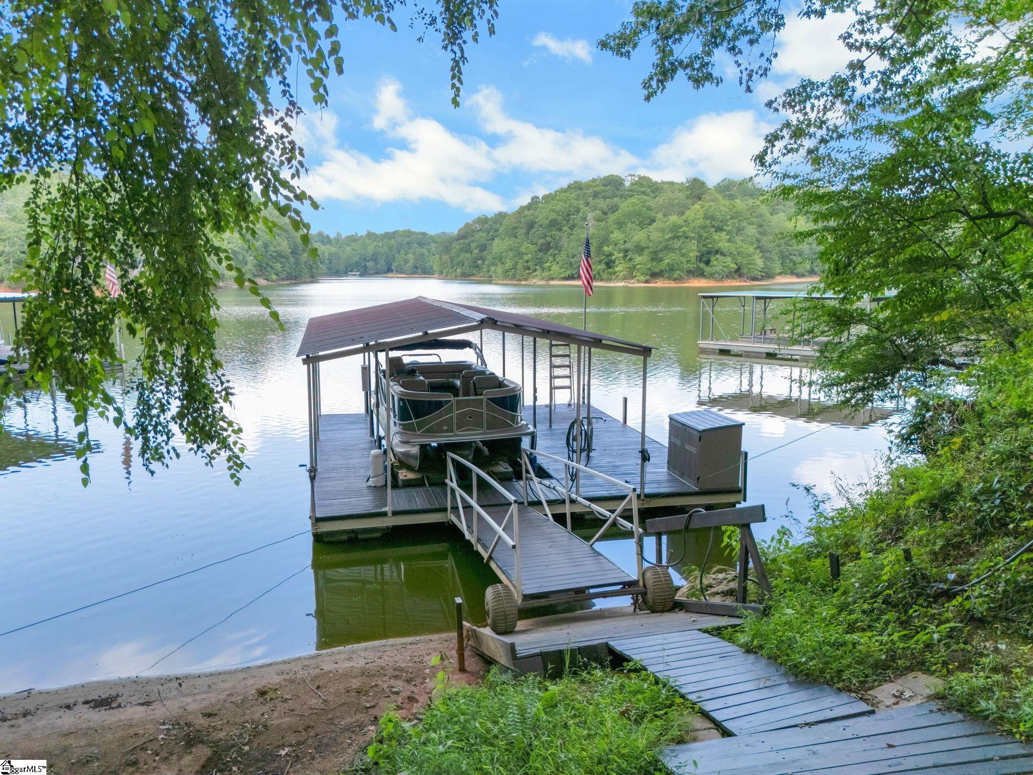 621 Pointe Wildwood Drive Seneca, SC 29678