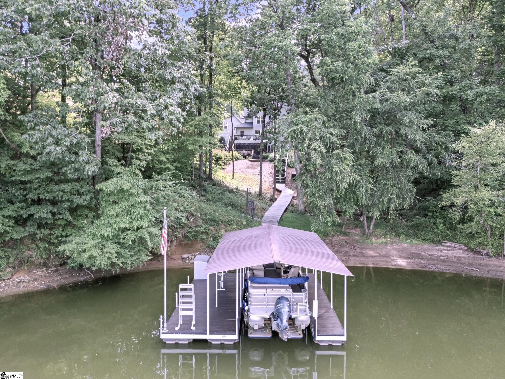 621 Pointe Wildwood Drive Seneca, SC 29678