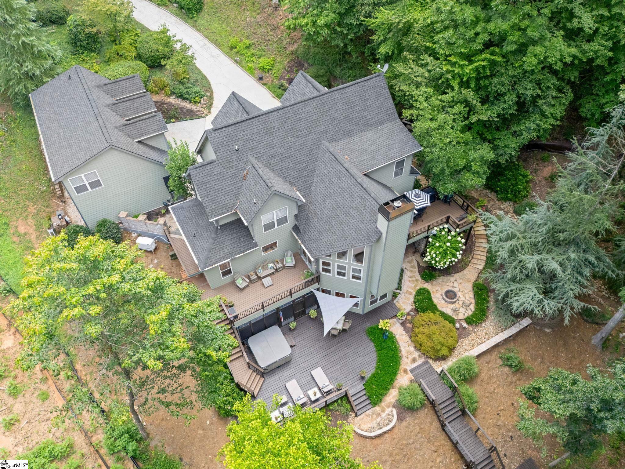 621 Pointe Wildwood Drive Seneca, SC 29678