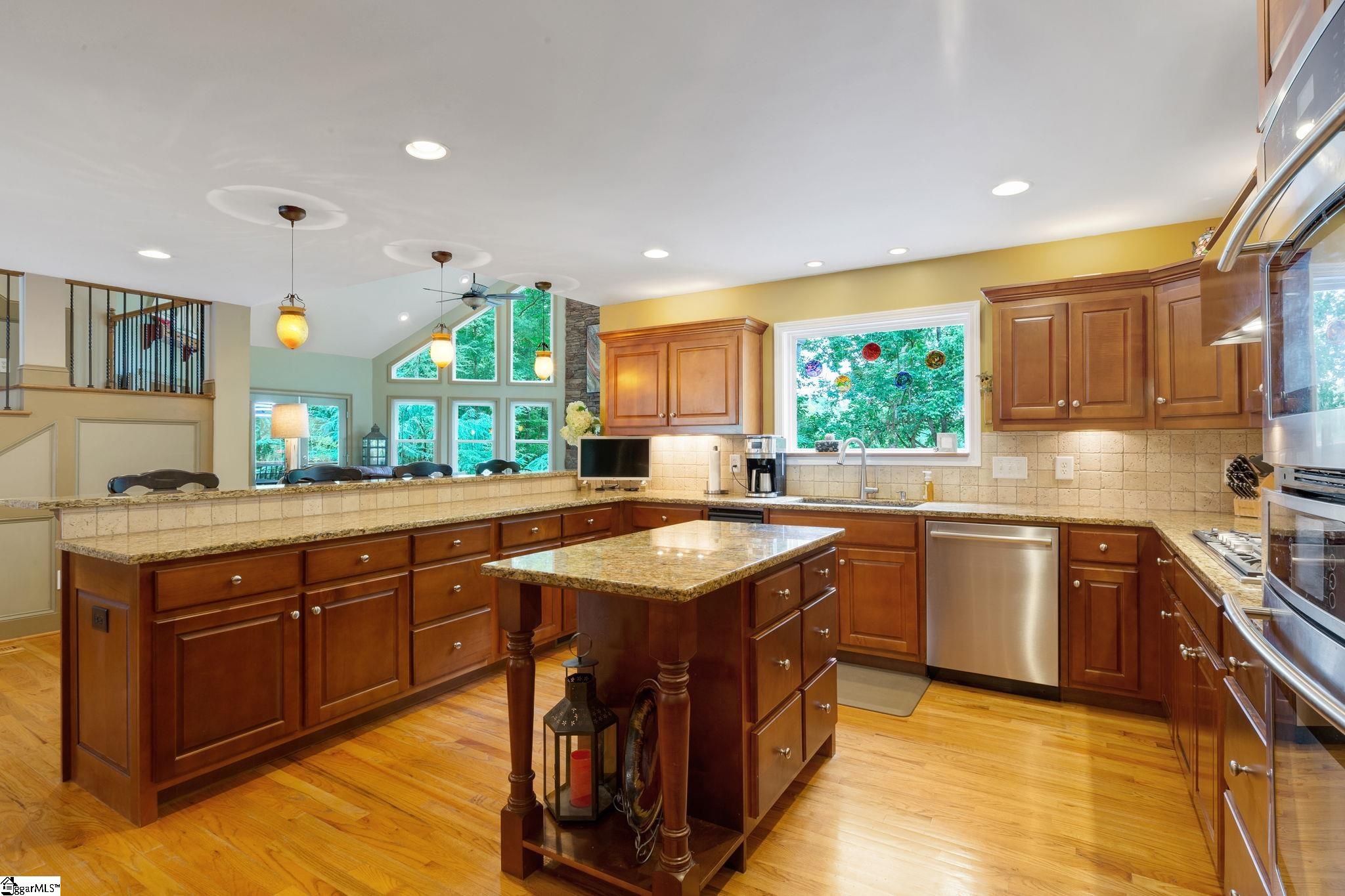 621 Pointe Wildwood Drive Seneca, SC 29678