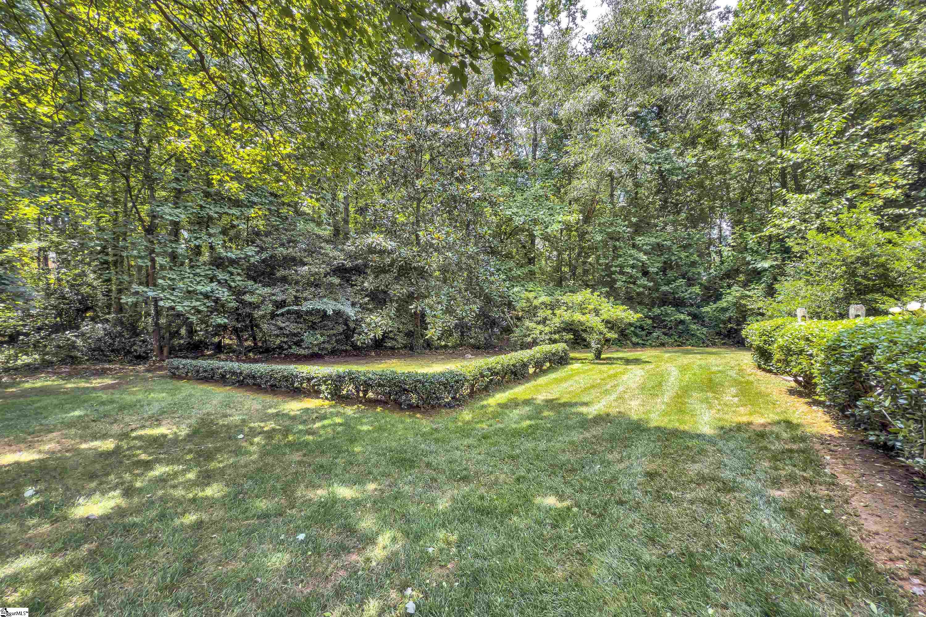 20 Hollow Hill Drive Greenville, SC 29607