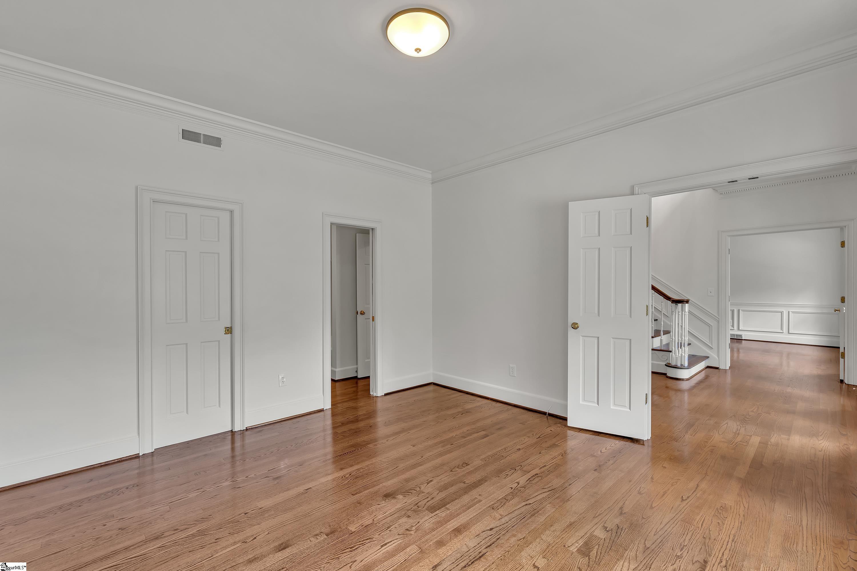 20 Hollow Hill Drive Greenville, SC 29607