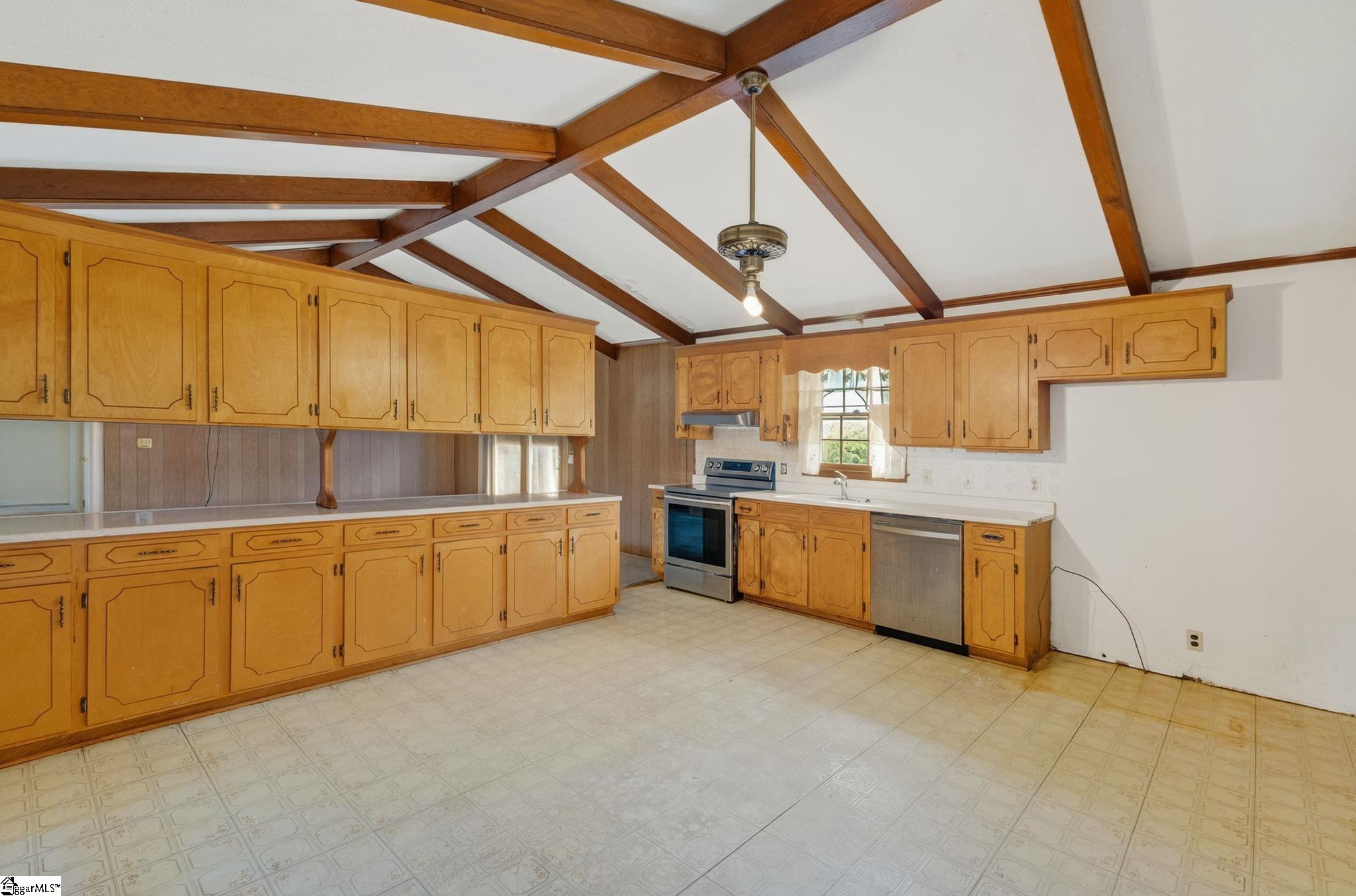 806 Chick Springs Road Taylors, SC 29687