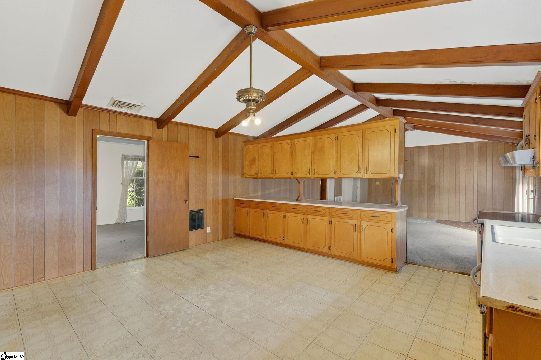806 Chick Springs Road Taylors, SC 29687